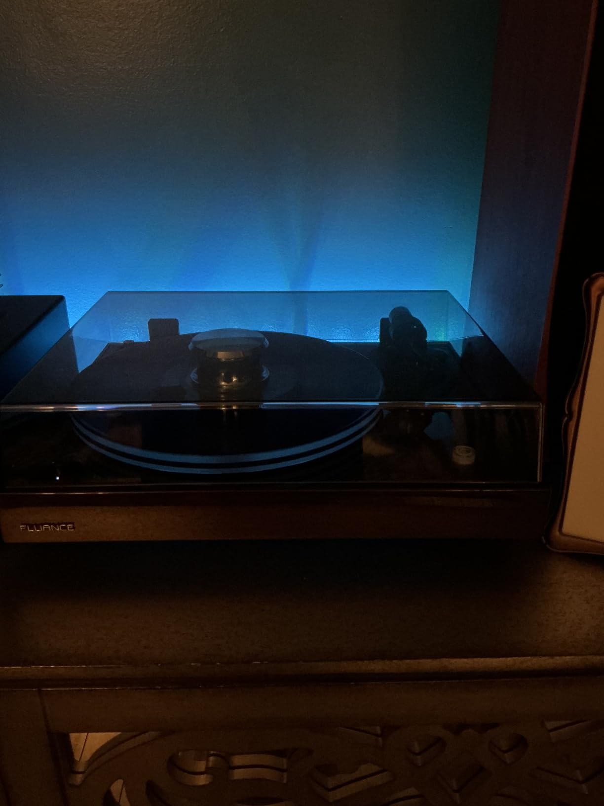 Hudson Hi-Fi BigBen Record Weight Stabilizer with Protective Leather Pad customer photo 2