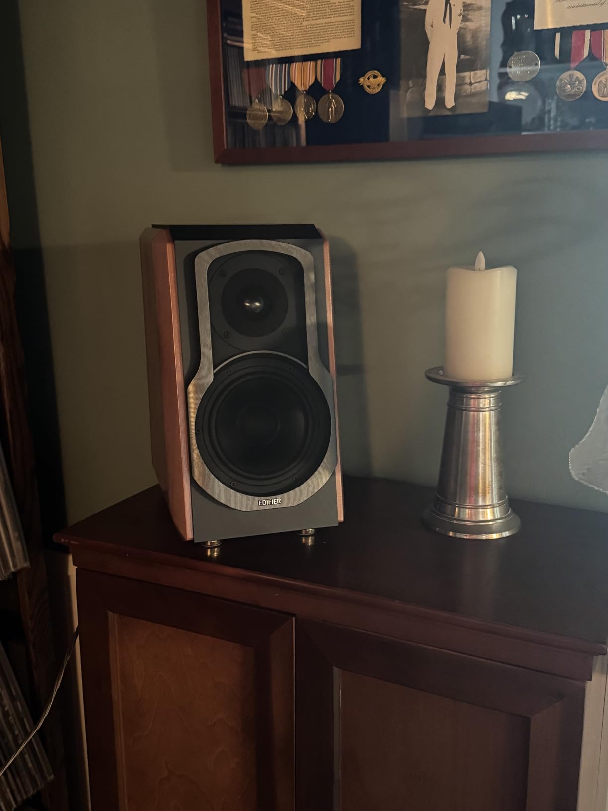 Edifier S1000MKII Audiophile Active Bookshelf 2.0 Speakers - 120W Bluetooth 5.0 with aptX HD - Optical Input - S1000MK2 Powered Near-Field Monitor Speaker with Class D Amp customer photo 1