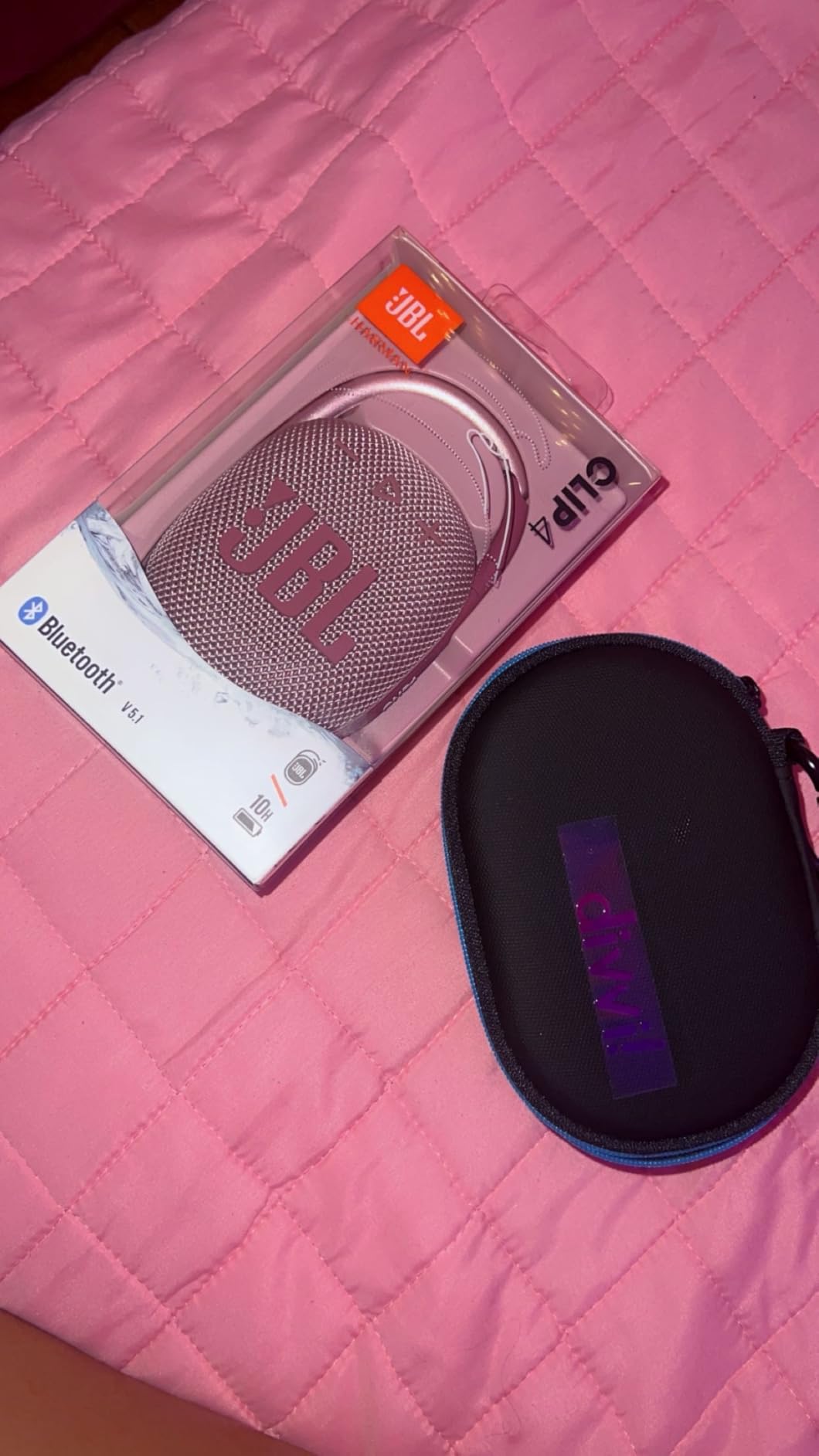 JBL Clip 4 Portable Bluetooth Speaker (White) + Bundle with divvi! Protective Hardshell Case (Black) customer photo 1