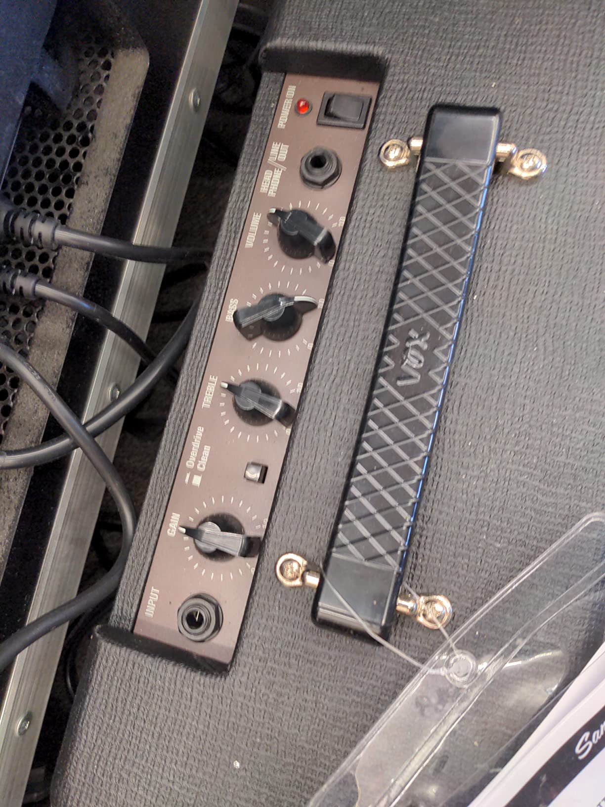 Vox Pathfinder 10 1x6.5 inch 10-watt Combo Amplifier w/ 1 Channel customer photo 2