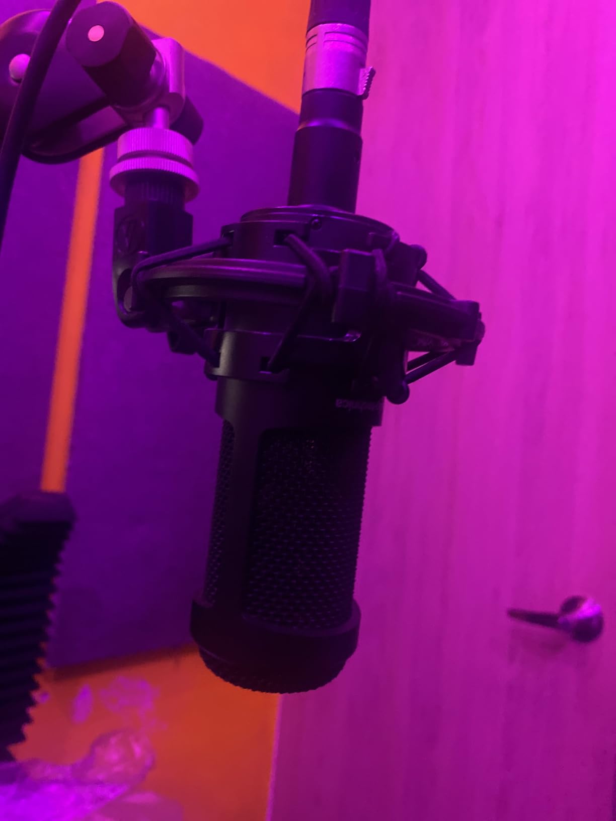 Audio-Technica AT2035 Cardioid Condenser Microphone, Perfect for Studio, Podcasting & Streaming, XLR Output, Includes Custom Shock Mount customer photo 1
