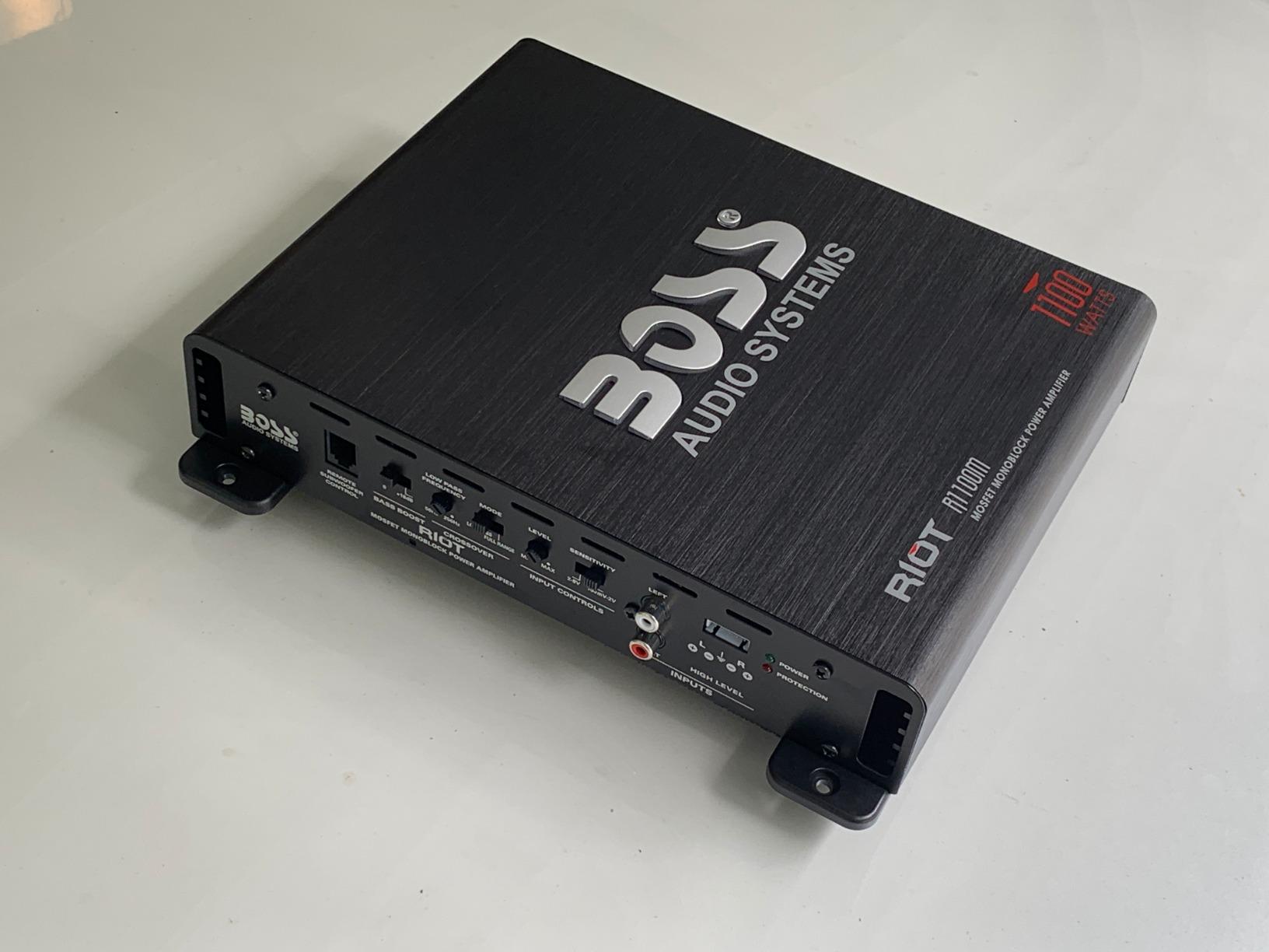 BOSS Audio Systems R1100M 1100 Watt Monoblock Car Amplifier customer photo 1
