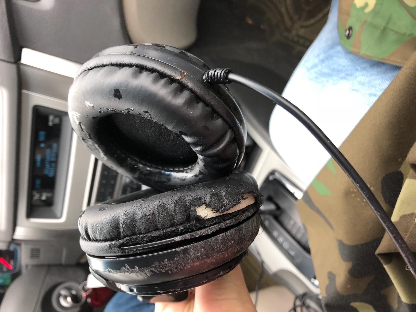 TASCAM TH-02 Professional Studio Monitor Headphones, Wired, Over Ear — for Recording, Podcast, DJ, Music and Guitar, with 1/4 Inch Jack Adapter customer photo 2