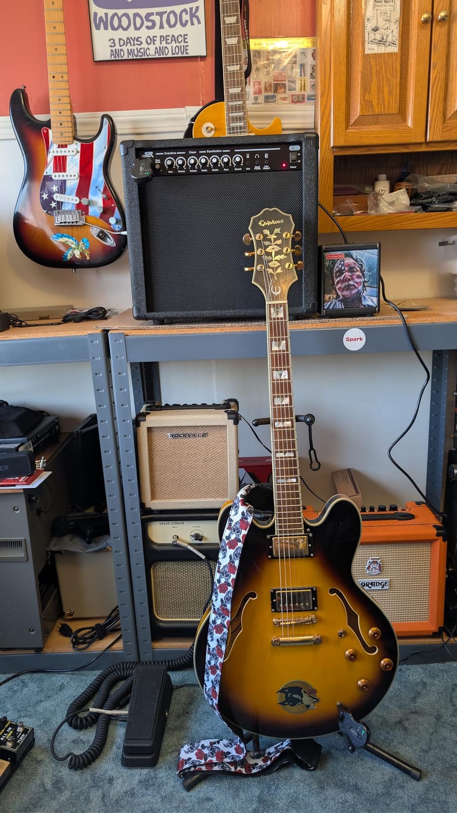 Monoprice 1x10 Guitar Combo Amplifier - Black 40-Watt, Spring Reverb, 10-Inch 4-Ohm Speaker customer photo 2