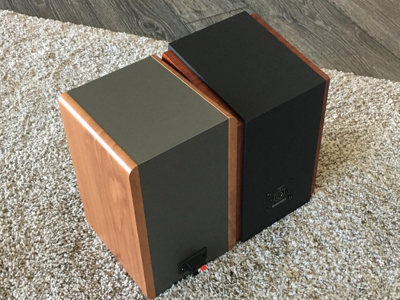 Edifier R1280T Powered Bookshelf Speakers - 2.0 Active Near Field Studio Monitor Speaker - Wooden Enclosure - 42 Watts RMS Power customer photo 1