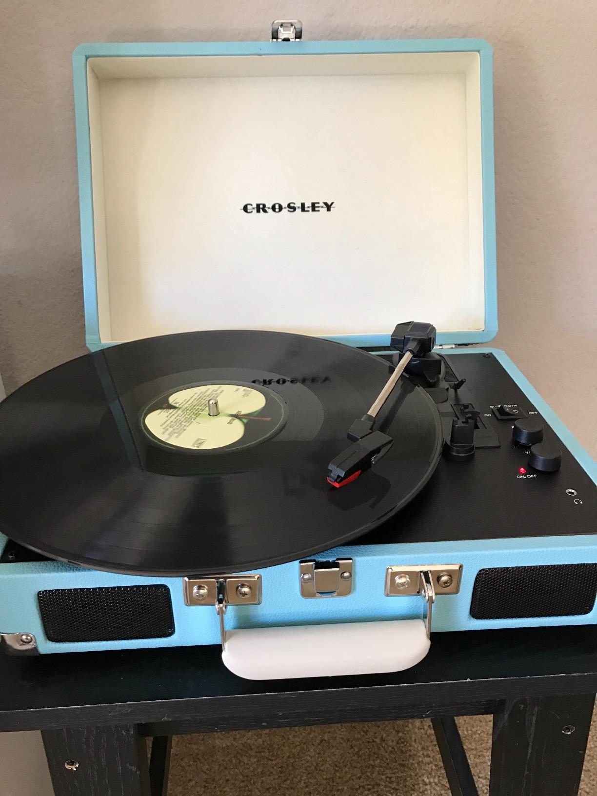Crosley CR8005D-TU Cruiser Deluxe Vintage 3-Speed Bluetooth Suitcase Vinyl Record Player Turntable, Aqua customer photo 2
