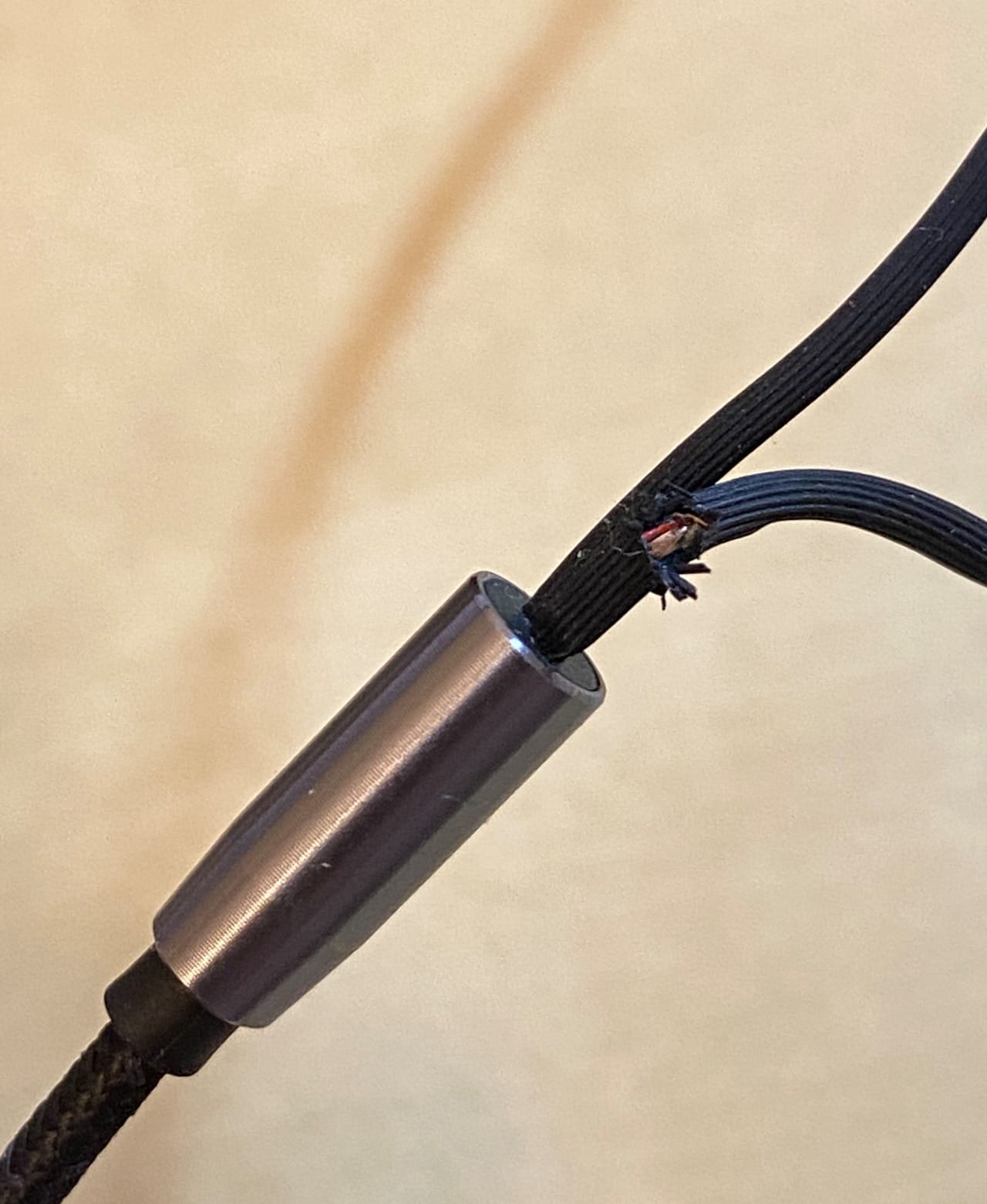 1MORE Triple Driver in-Ear Earphones Hi-Res Headphones with High Resolution, Bass Driven Sound, MEMS Mic, in-Line Remote, High Fidelity for Smartphones/PC/Tablet - Silver customer photo 2