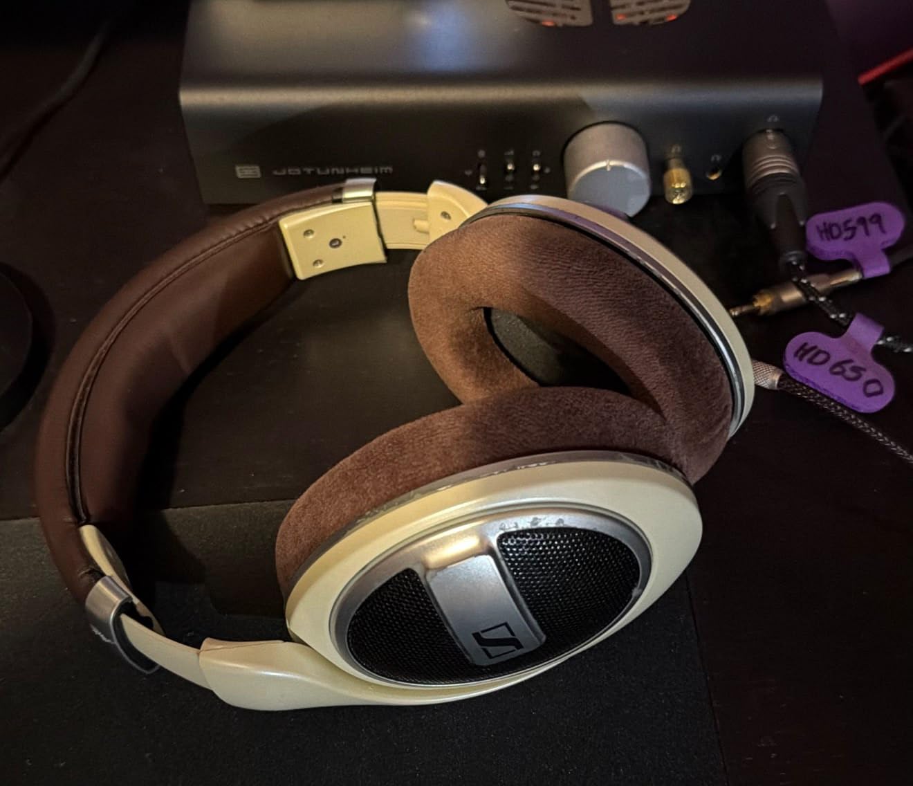Sennheiser HD 599 Open-Back Wired Audiophile Headphones, Ivory customer photo 2