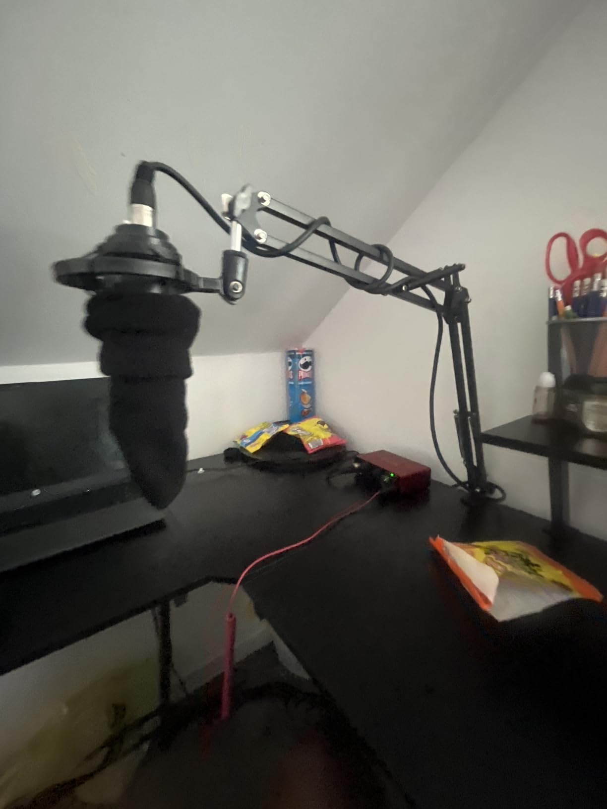 InnoGear Boom Arm Microphone Mic Stand for Blue Yeti Fifine HyperX, Black customer photo 1