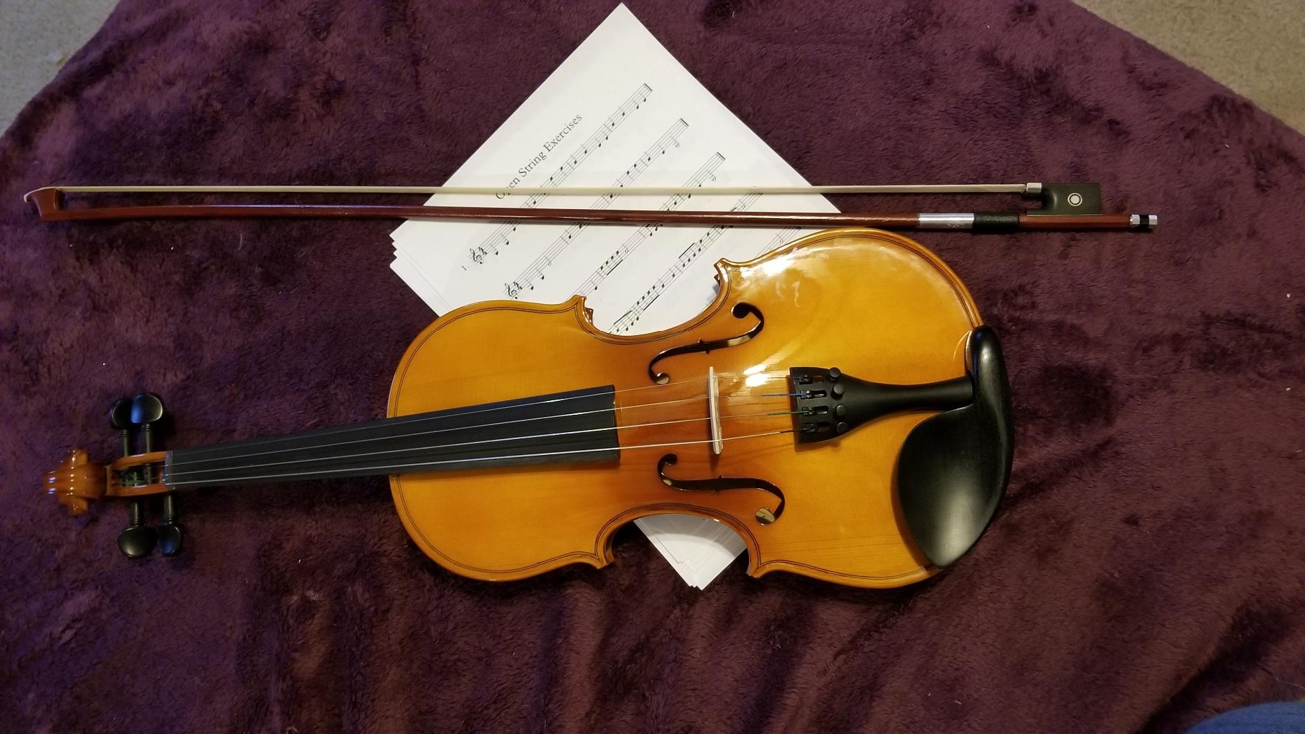 Mendini by Cecilio 3/4 Violin Set For Beginners - Hand Carved Acoustic Violins Set - Fiddle Solidwood Kit with Hard Case, Two Bows, Tuner, Rosin, Shoulder Rest, Extra Strings, Lesson Book customer photo 1