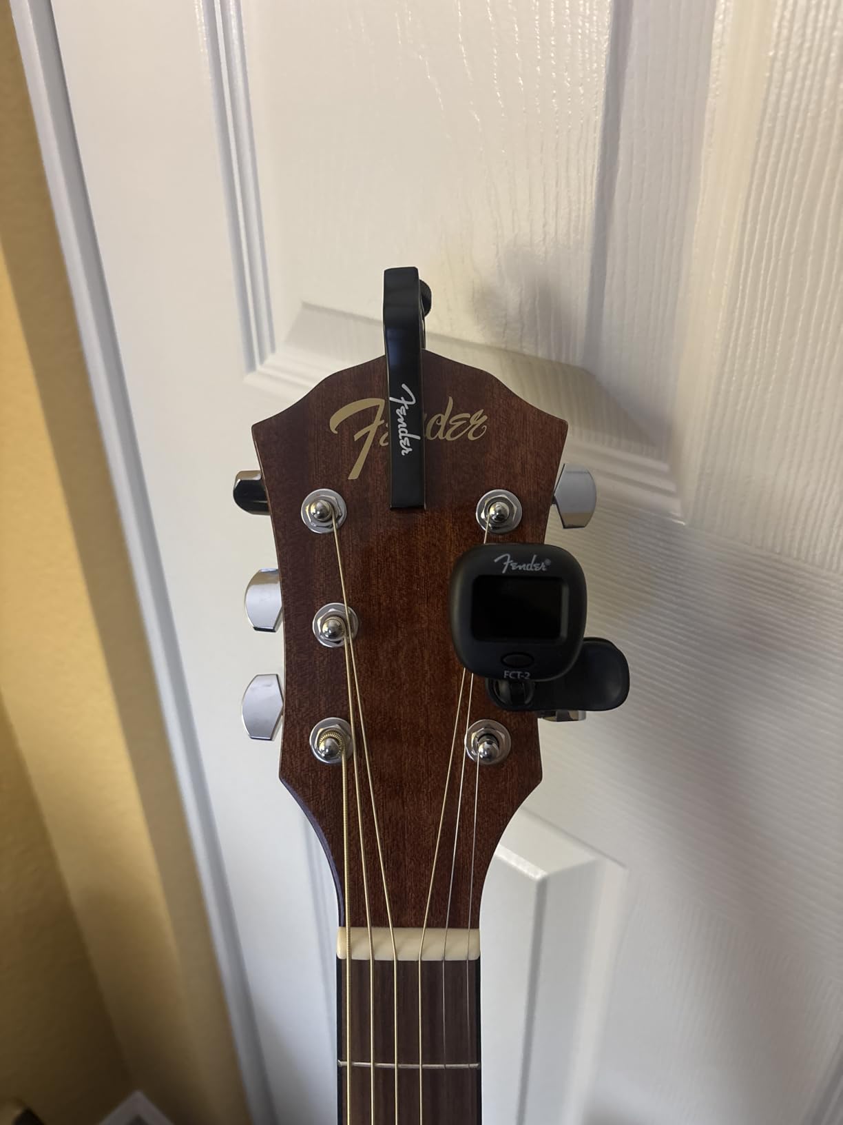 Fender FCT-2 Professional Multi-Instrument Clip-On Tuner customer photo 1