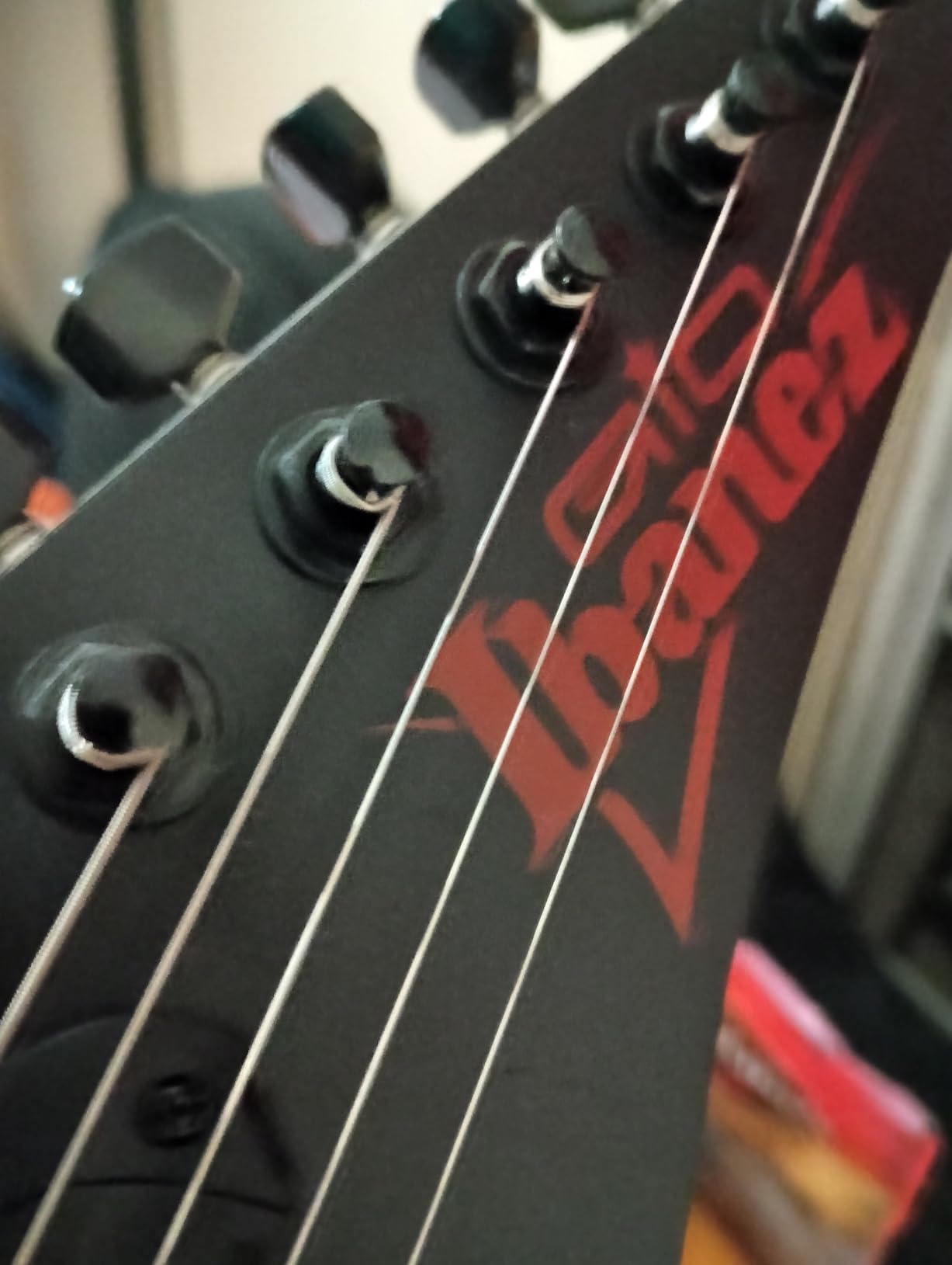 Ibanez GRG131DX - Black Flat customer photo 1