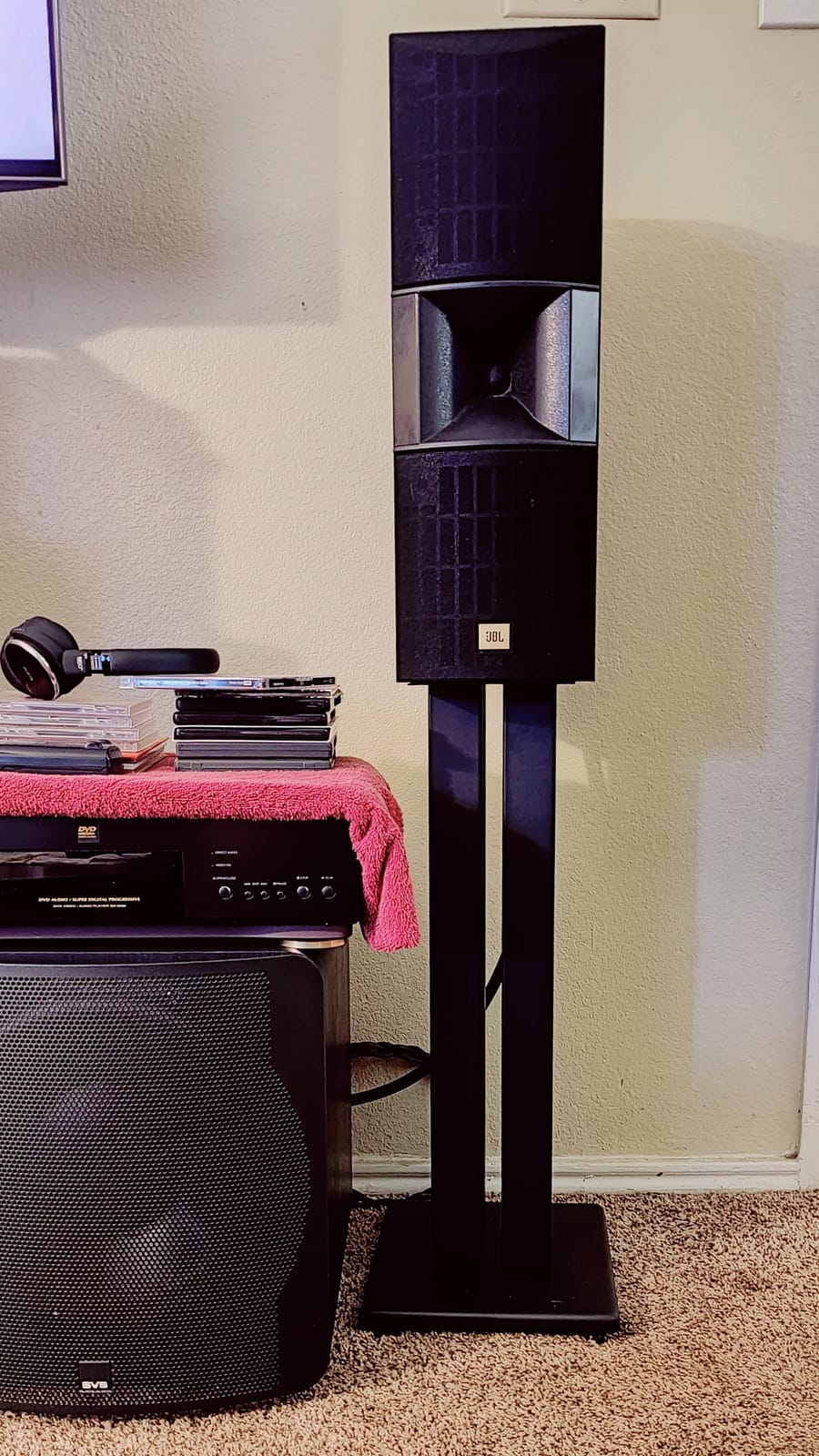 Monolith 28 Inch Speaker Stand (Each) - Supports 100 lbs, Adjustable Spikes, Compatible with Bose, Polk, Sony, Yamaha, Pioneer and Others, Black customer photo 1