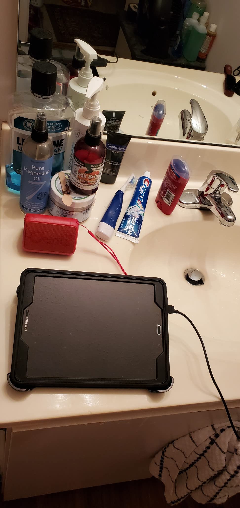 OontZ Angle Solo Compact Bluetooth Speaker, 14-Hour Playtime, Blue | Compact 5W Bluetooth speaker with clear sound, 100-ft range, IPX5, mic, AUX Input and USB-C Charging Cable. customer photo 2