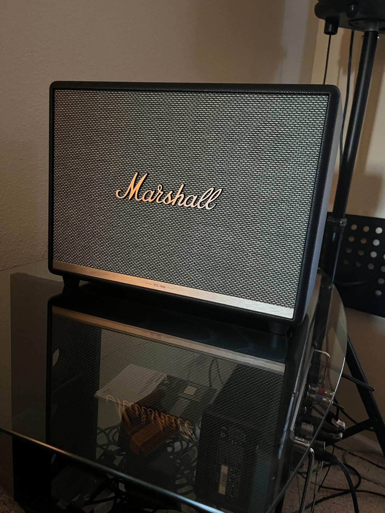 Marshall Woburn II Wireless Bluetooth Speaker, Black customer photo 2