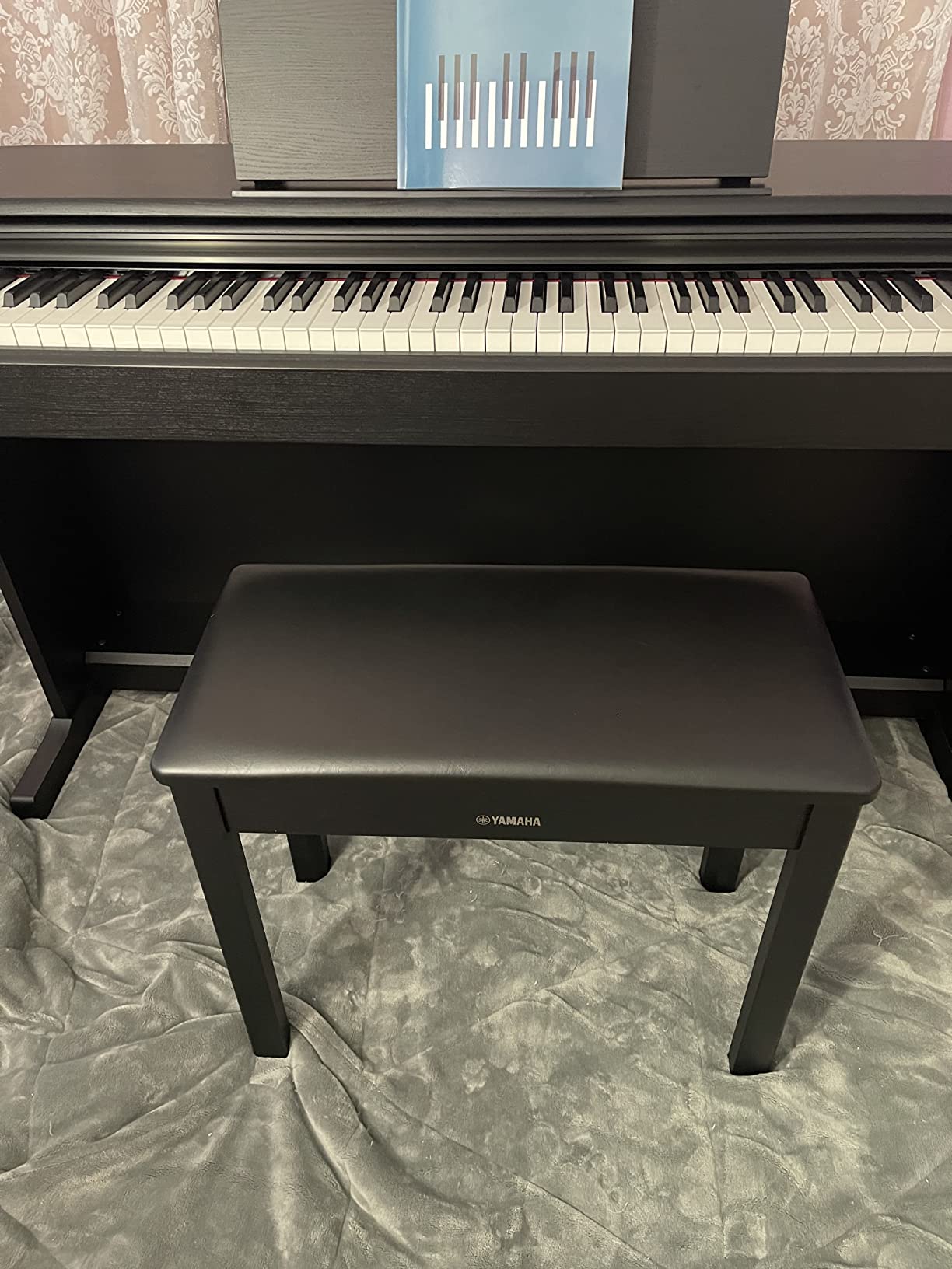 Yamaha YDP144B Arius Series Digital Console Piano with Bench, Black customer photo 1