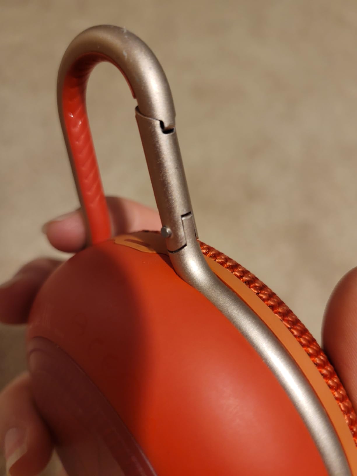 JBL Clip 3 - Portable Bluetooth Speaker, Wireless Bluetooth Streaming, Up to 10 Hours of Playtime, IPX7 Waterproof, Integrated Carabiner, Speakerphone customer photo 1