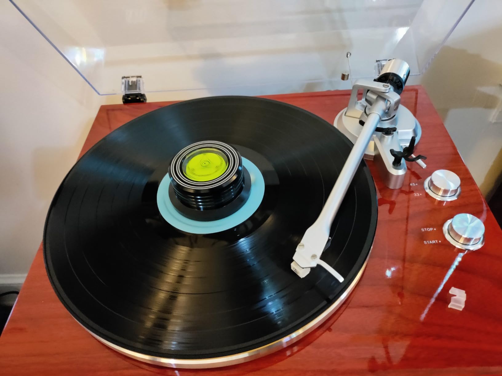 1 BY ONE Belt Drive Turntable with Bluetooth Connectivity, Built-in Phono Pre-amp, USB Digital Output Vinyl Stereo Record Player with Magnetic Cartridge, 33 or 45 RPM customer photo 1