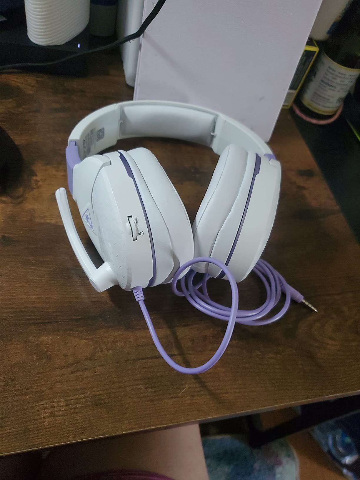 Turtle Beach Recon Spark Wired Multiplatform Gaming Headset, Xbox, PS5, PC | Flip-to-Mute Mic, 40mm Speakers, Memory Foam Cushions, White Purple customer photo 1