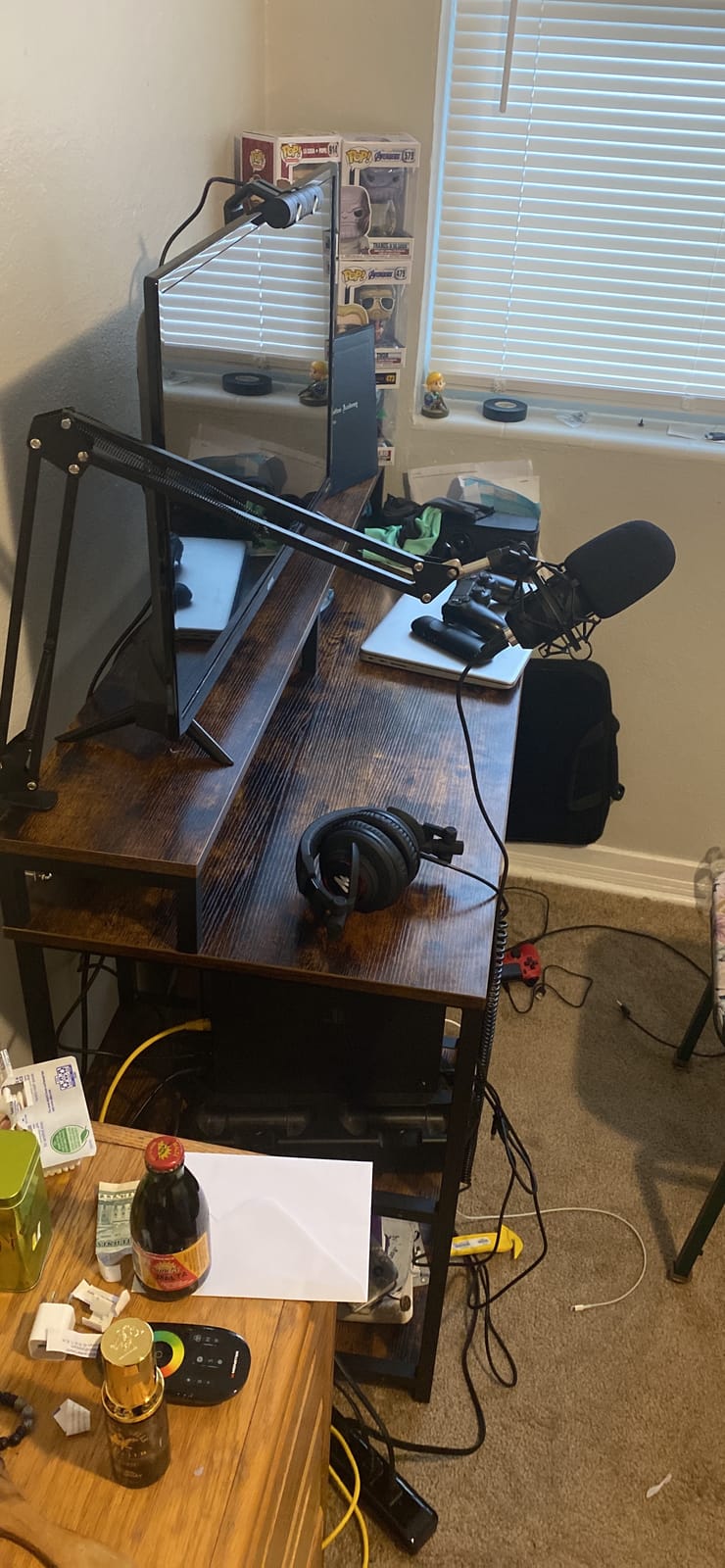 MAONO Microphone with Studio Headphone Set 192kHz/24bit Vocal Condenser Cardioid Podcast Mic Compatible with Mac and Windows, YouTube, Gaming, Live Streaming, Voice-Over (AU-A04H) customer photo 2
