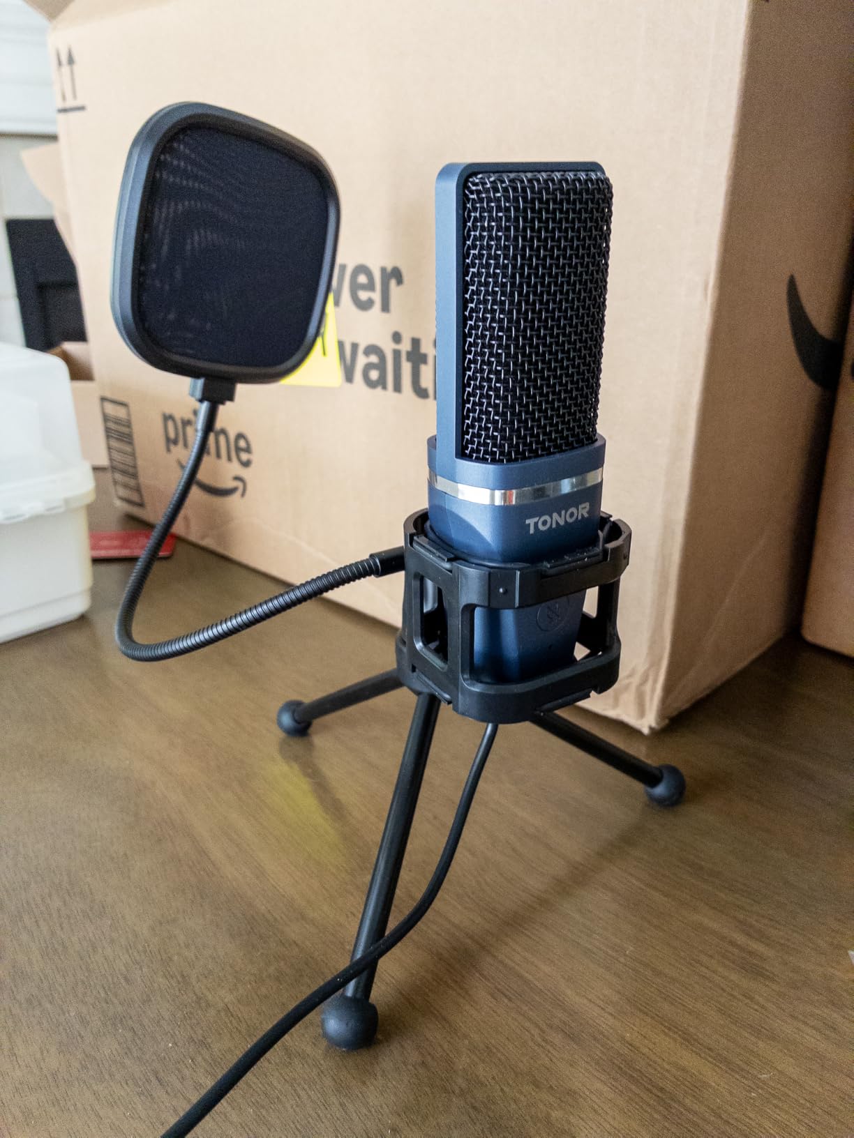 TONOR TC-777 Podcast Microphone, USB Computer Microphone, Cardioid Condenser PC Mic with Tripod Stand and Pop Filter for Podcasting, Streaming, Vocal Recording, Compatible with PC & Laptop, PS4/5 customer photo 2