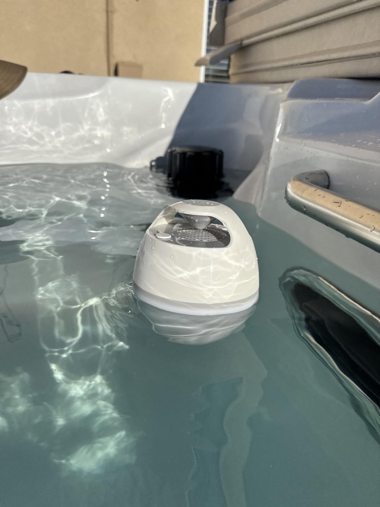 Bluetooth Pool Speaker with Colorful Light, Portable Floating Pool Speaker IP68 Waterproof,Built-in Mic, Floatable Crystal Clear Sound Wireless Bluetooth Hot Tub Speakers for Pools Spa Outdoor customer photo 2