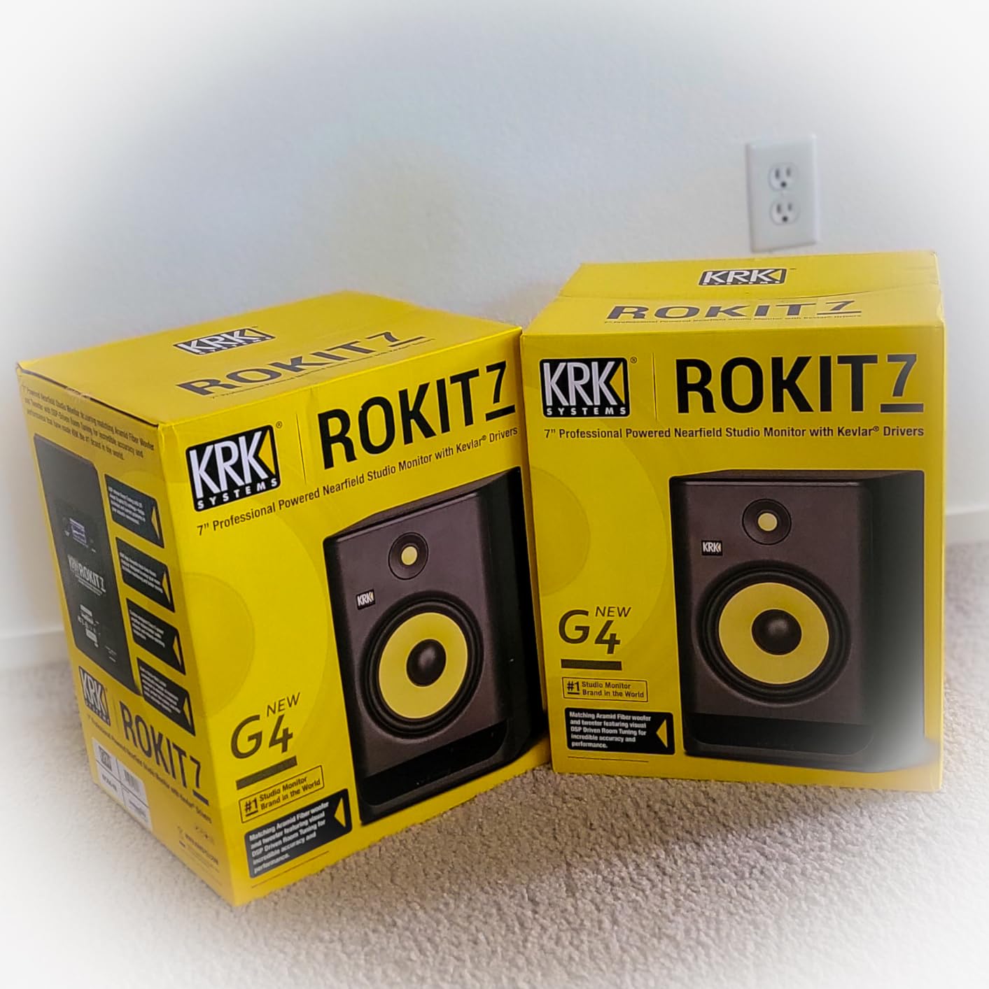 KRK Rokit 7 G4 Studio Monitor Speaker Bundle - Pair, Black customer photo 1