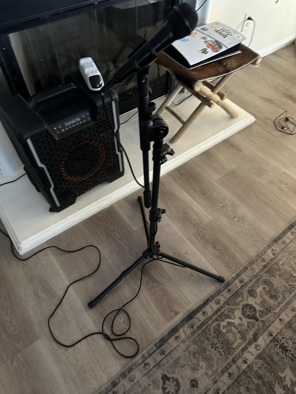 GLEAM Microphone Stand for Light Microphone less than 1 LB - Tripod Boom Arm Mic Stand with Carrying Bag, 2 Mic Clips and Screw Adapter, Portable for Singing Performance Wedding Stage customer photo 2