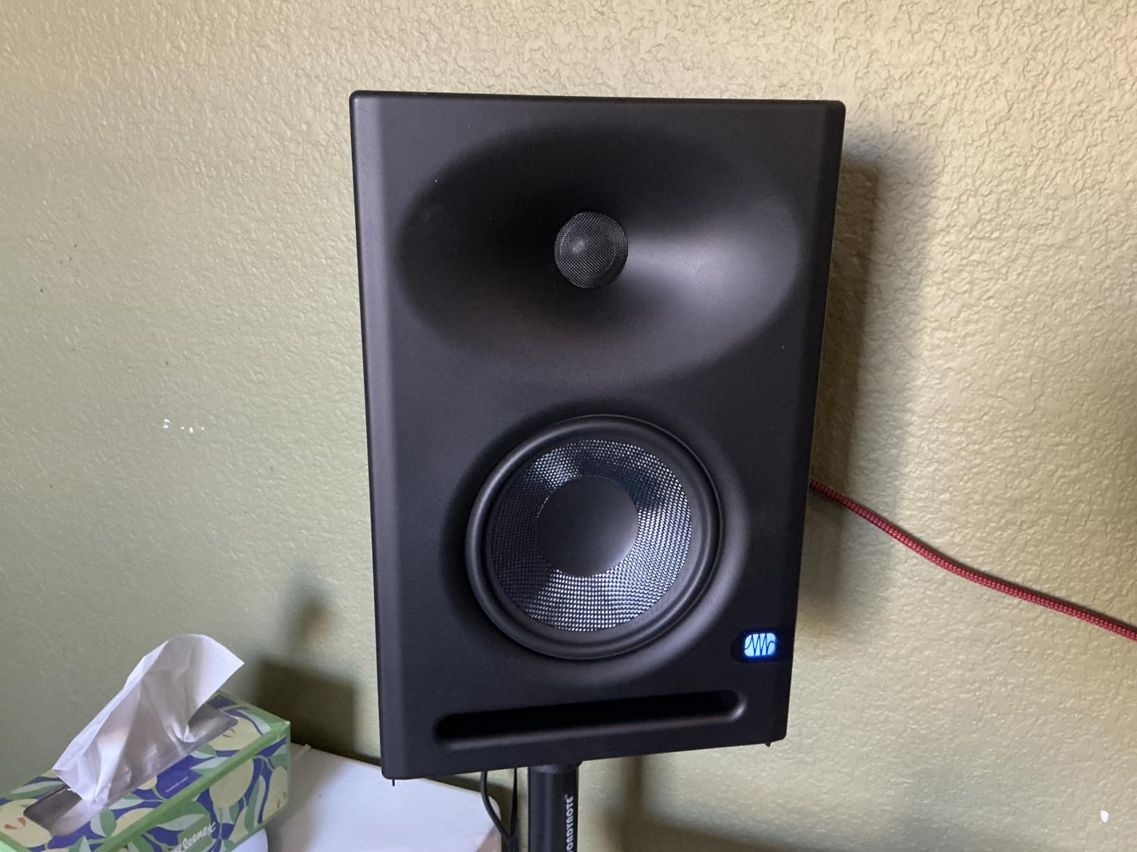 PreSonus Eris E7 XT 2-Way Active Studio Monitor with EBM Waveguide (Pack of 1) customer photo 1
