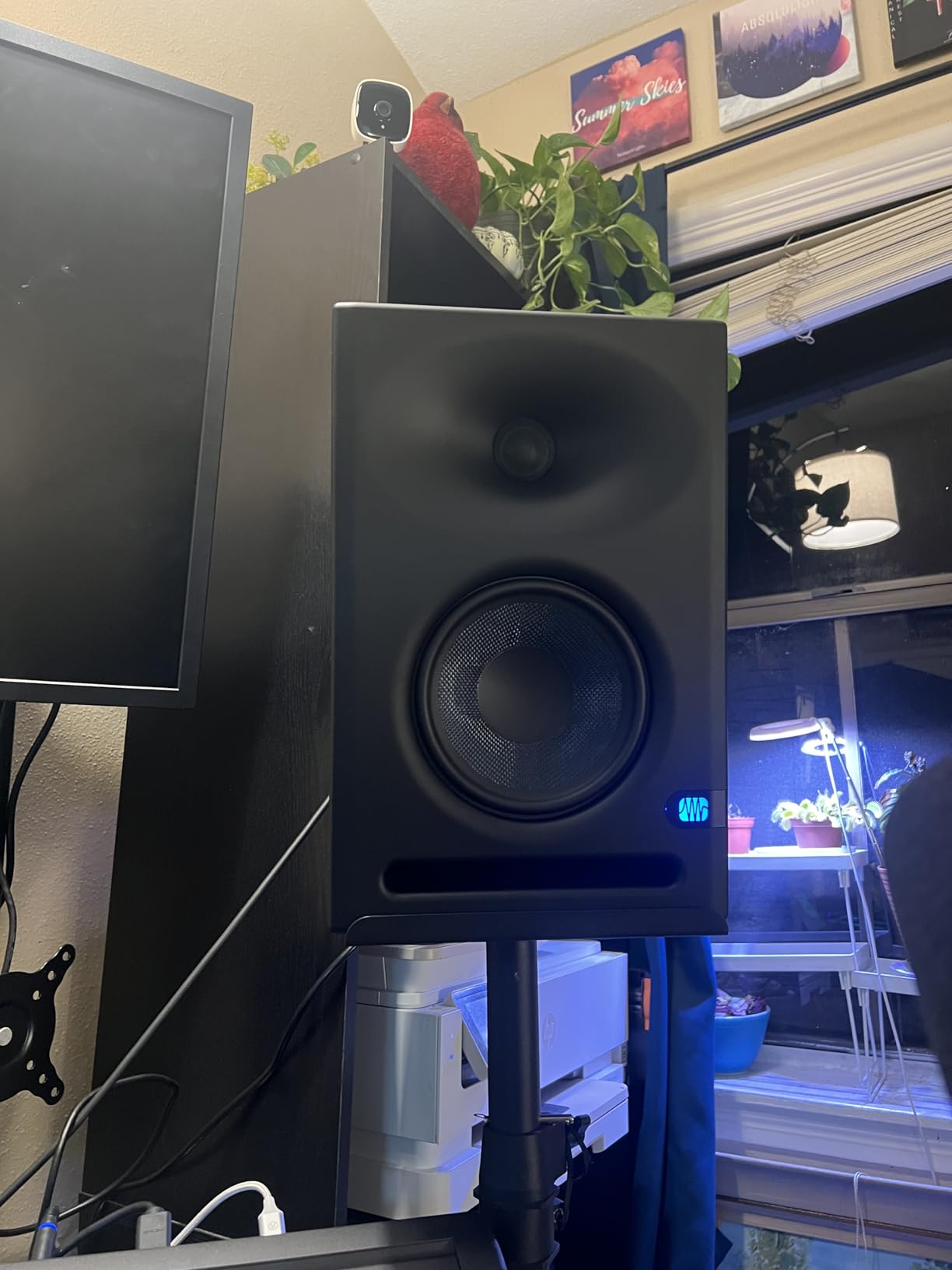 PreSonus Eris E7 XT 2-Way Active Studio Monitor with EBM Waveguide (Pack of 1) customer photo 2