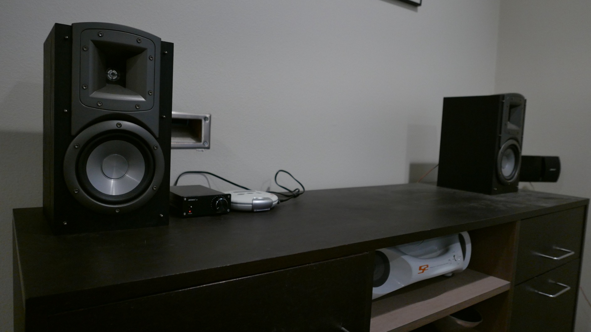 AIYIMA A07 Premium TPA3255 Power Stereo Amplifier with AUX Pre-Out 300W*2 customer photo 2
