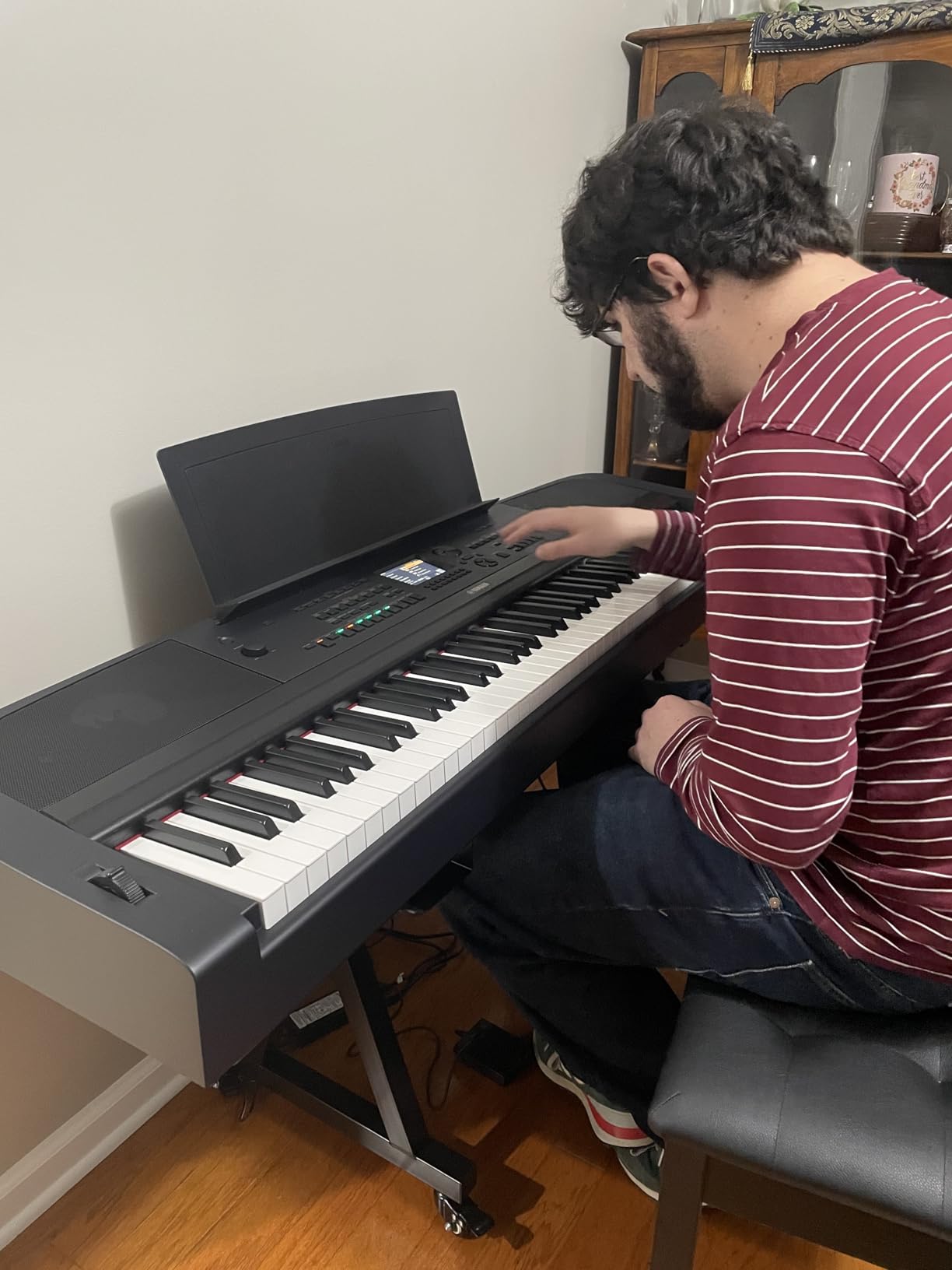 Yamaha DGX-670B 88-Key Weighted Digital Piano, Black customer photo 1
