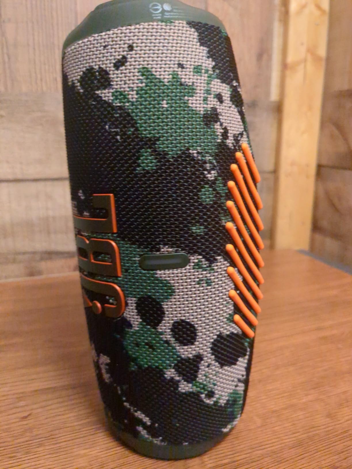 JBL Charge 5 - Portable Waterproof Speaker - Camo customer photo 1