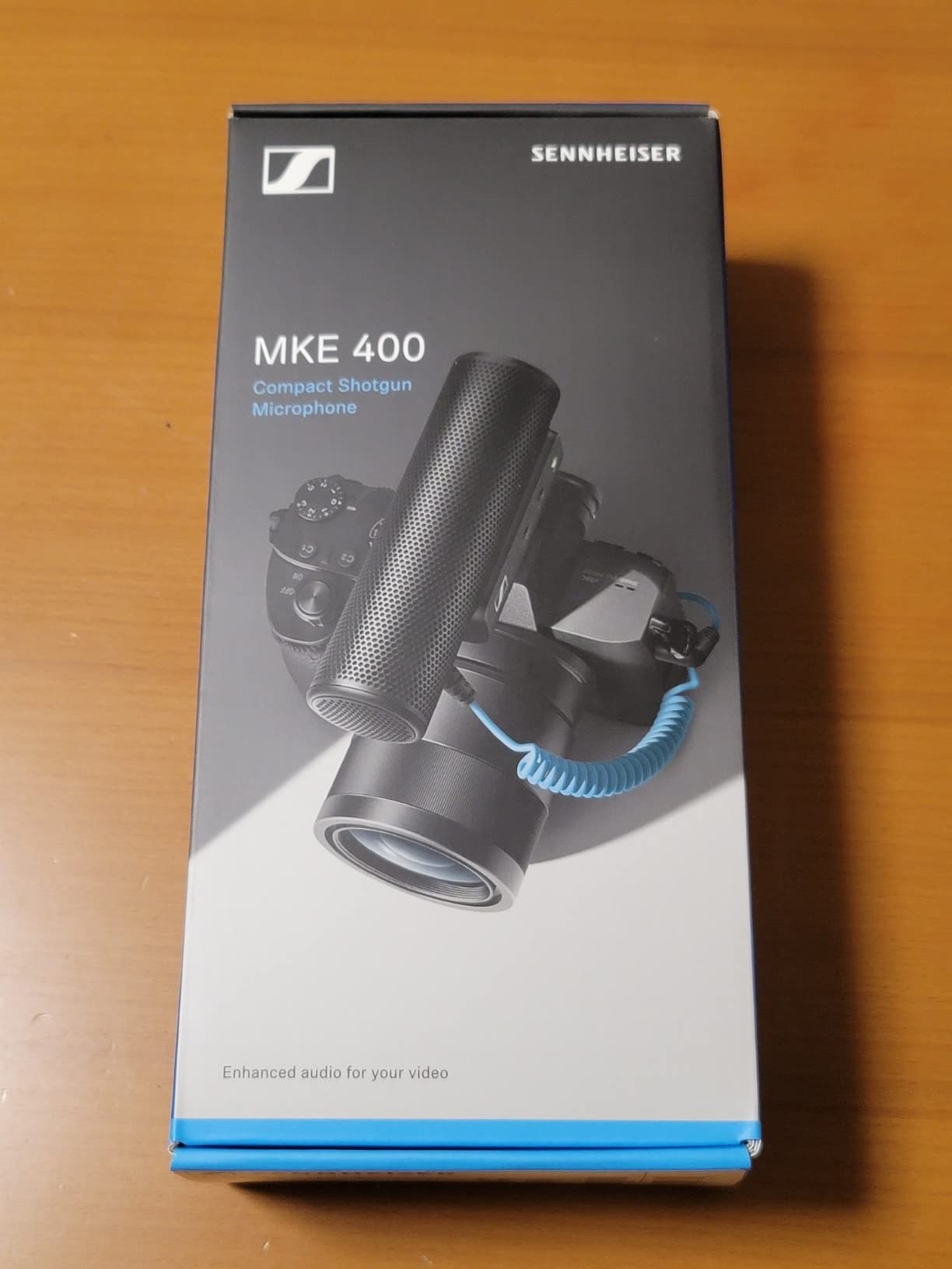 SENNHEISER Professional MKE 400 Directional On-Camera Shotgun Microphone with 3.5mm TRS and TRRS Connectors for DSLR, Mirrorless & Mobile , Connects with Auxiliary customer photo 2