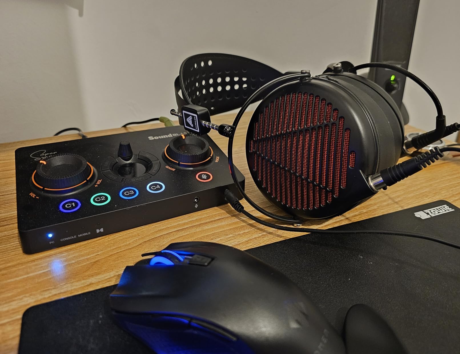 Creative Sound Blaster GC7 Gaming Streaming USB DAC and Amp customer photo 2