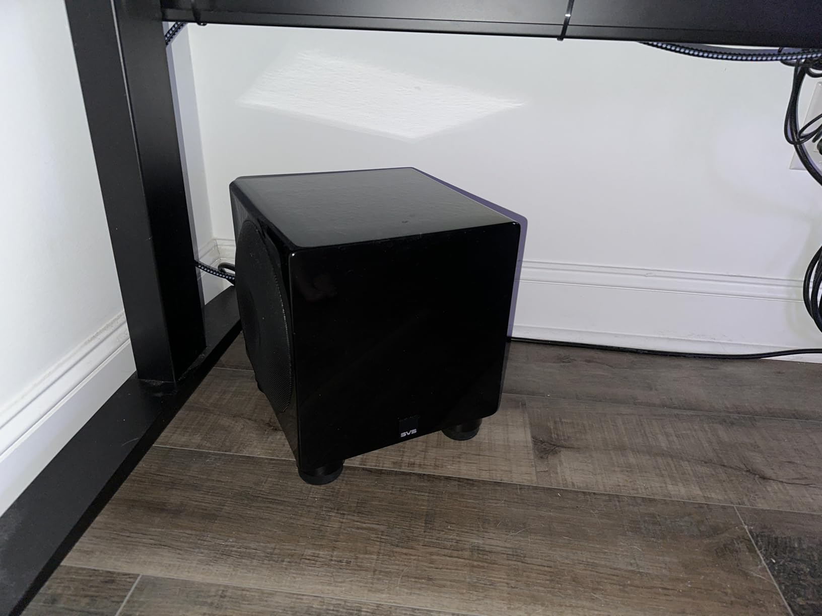 SVS 3000 Micro Subwoofer (Piano Gloss White) | Active Dual 8-in Drivers, 800 Watt RMS, Sealed Cabinet customer photo 2