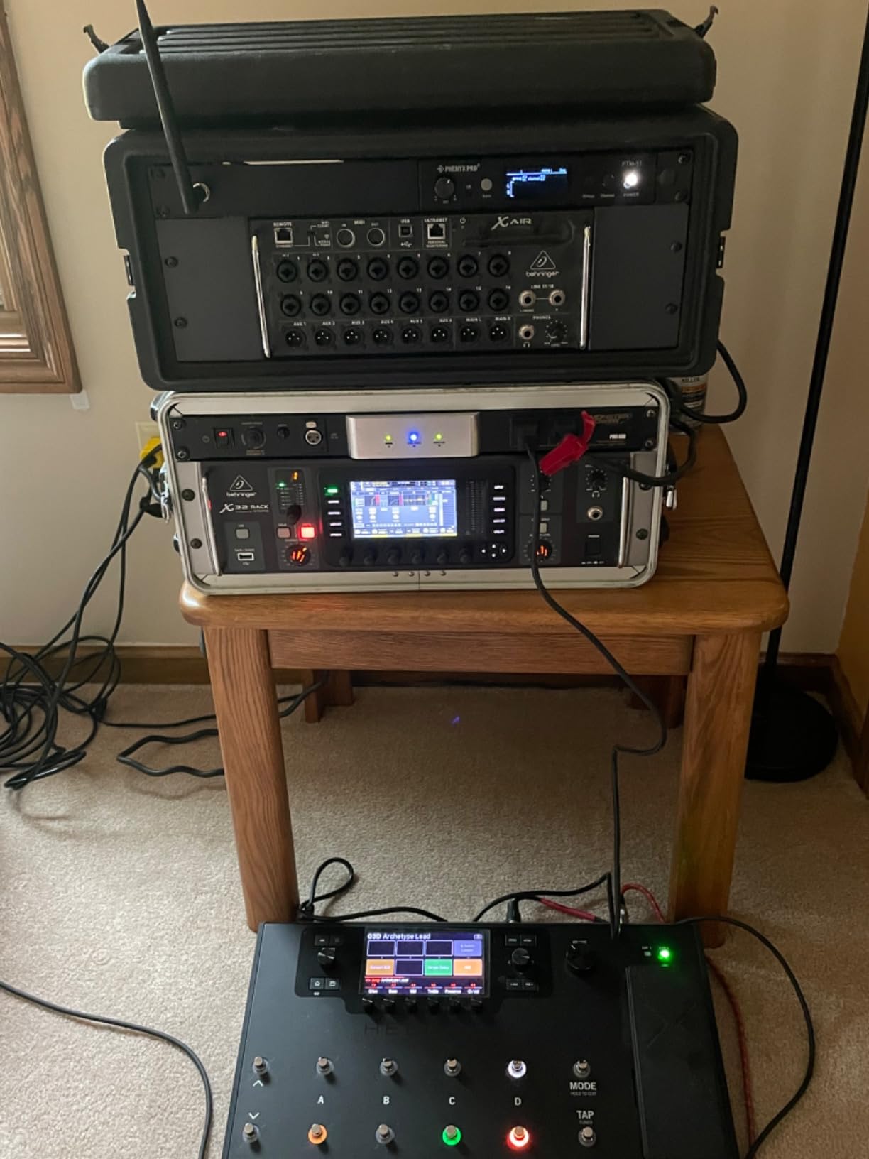Phenyx Pro UHF Mono Wireless in-Ear Monitor System, Metal Wireless IEM System, Bodypack Receiver, 50 Adjustable Frequencies, Separate Outputs, 164ft Operation, Suitable for Band and Studio (PTM-11) customer photo 2