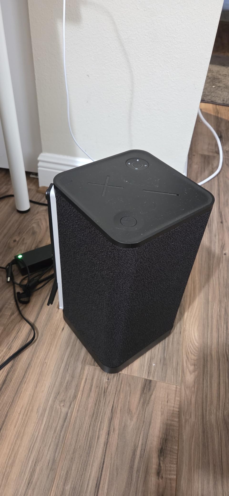 Ultimate Ears Hyperboom Portable & Home Wireless Bluetooth Speaker - Black (Renewed) customer photo 2