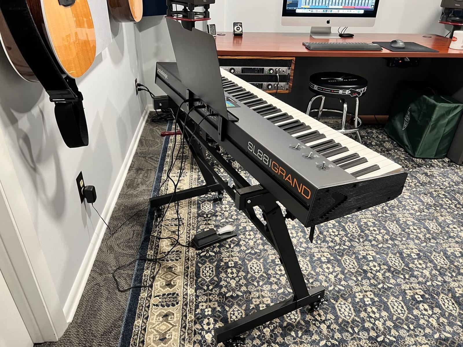 GLEAM Keyboard Stand - Digital Piano Stand, Single X Style, Black (Capacity: 100 lb) customer photo 1