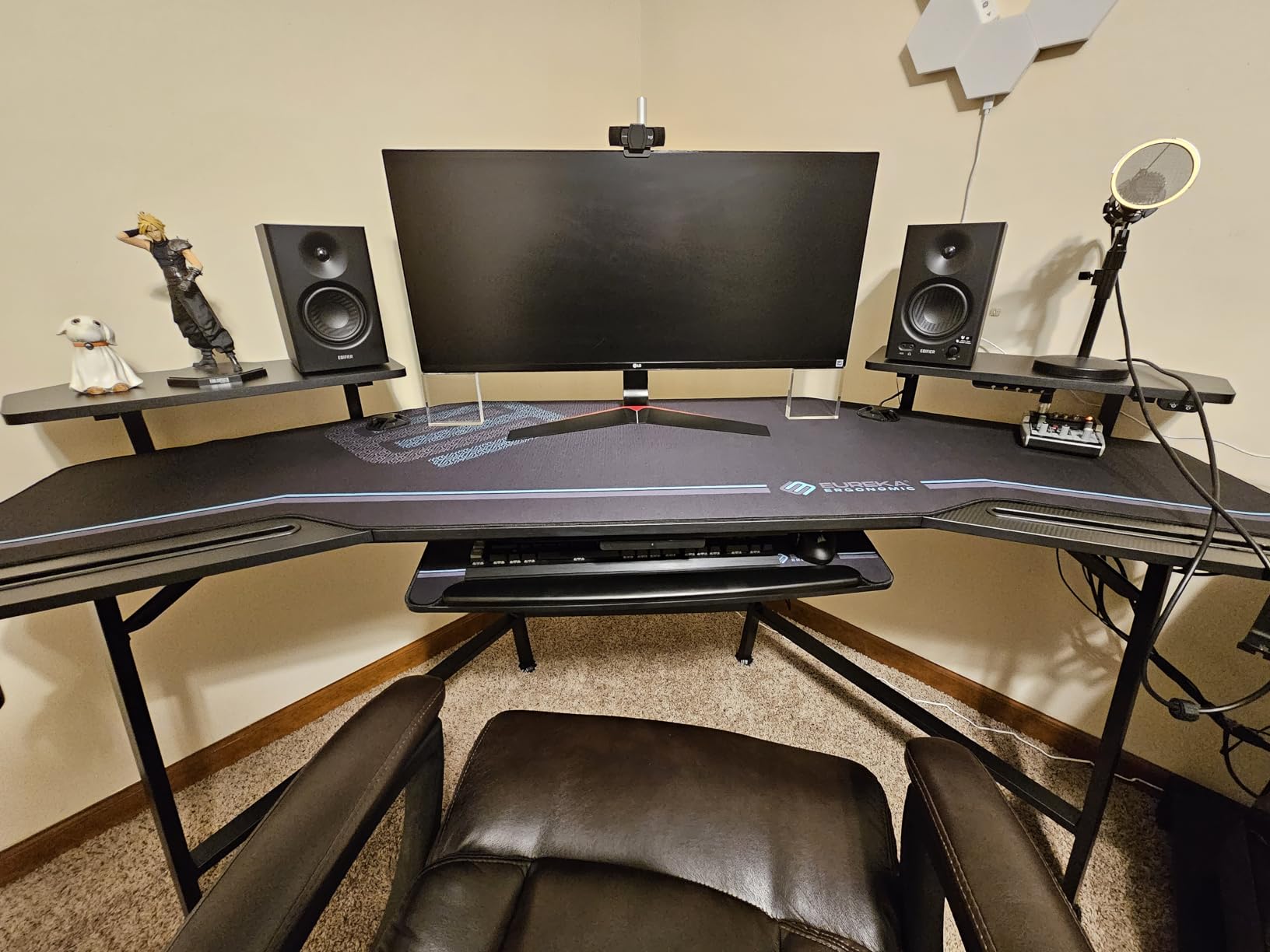 Edifier MR4 Power Studio Monitor Speakers, 4 inch Active Near-Field Speaker customer photo 2
