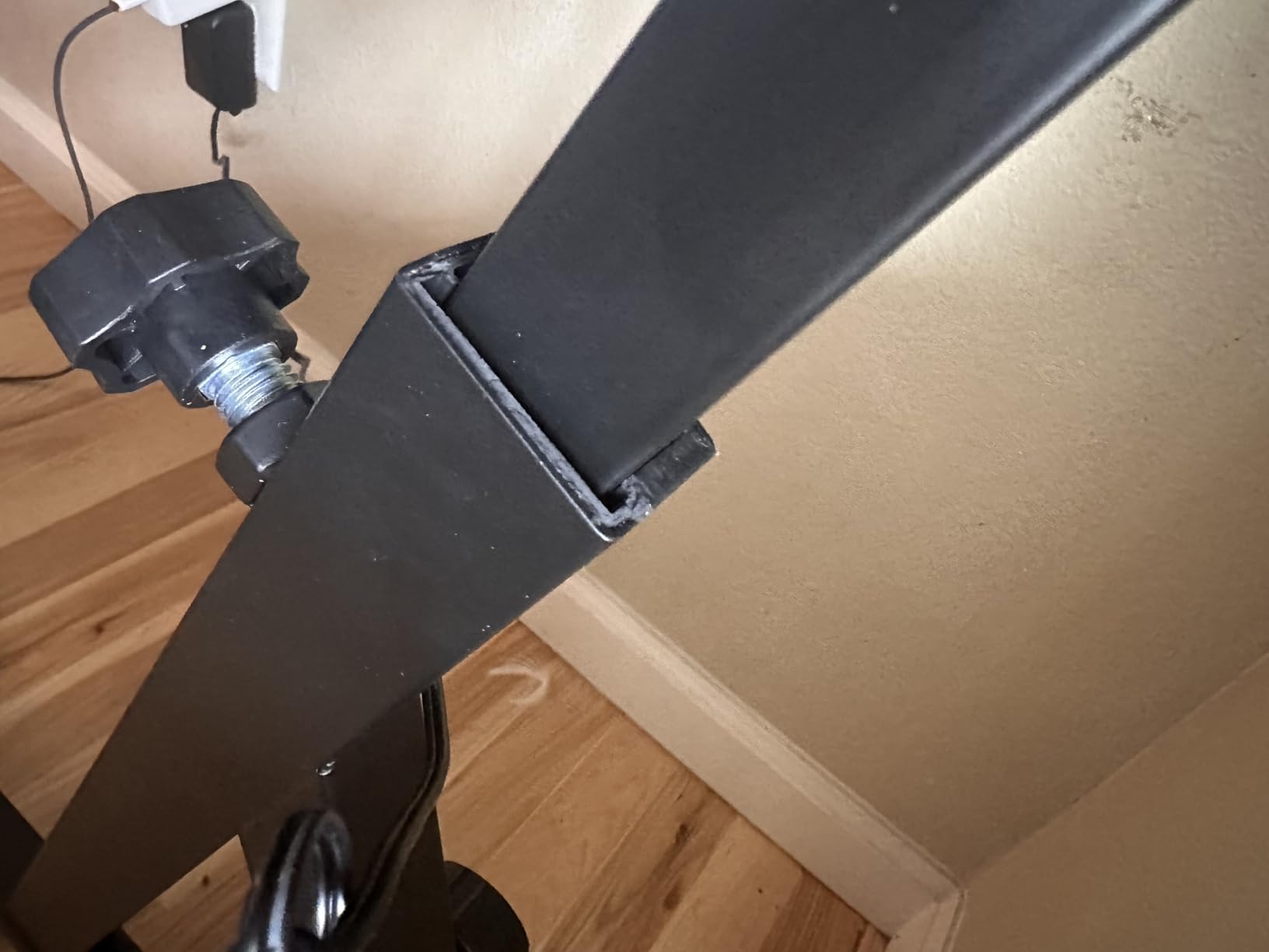 Donner Keyboard Stand, Z-style Heavy-Duty Piano Stand, Adjustable and Portable Piano Keyboard Stand, Suitable for 54, 61 and 88 Keys Electric Keyboards Digital Pianos customer photo 1