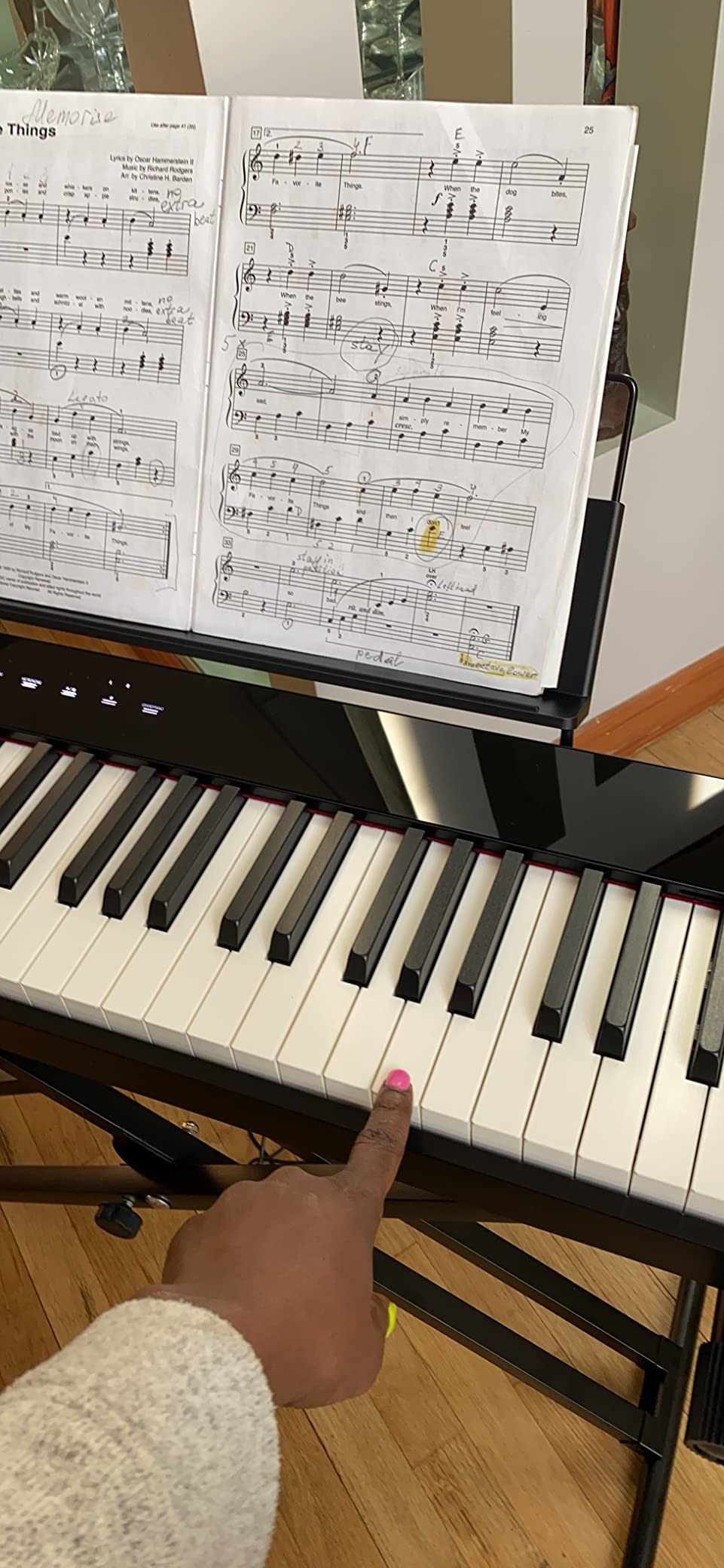 Casio Privia PX-S1100 – 88-Key Touch-Responsive Weighted Digital Piano | Ultra-Portable | Superior Sound | German Grand Tone, Bluetooth, Casio Music Space App | Gloss Black Finish customer photo 1