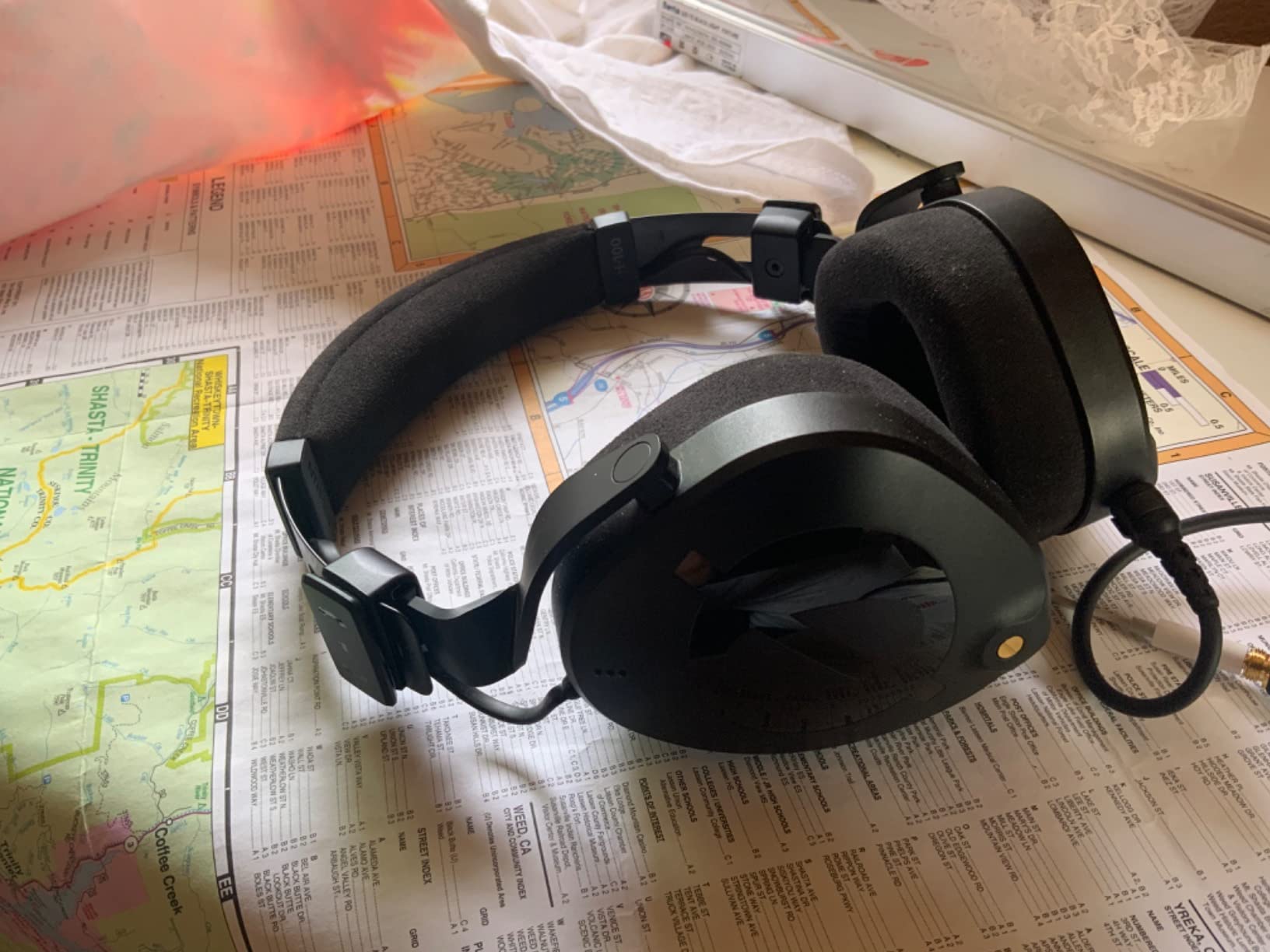 RØDE NTH-100 Professional Over-ear Headphones For Content Creation, Music Production, Podcasting, Black customer photo 2
