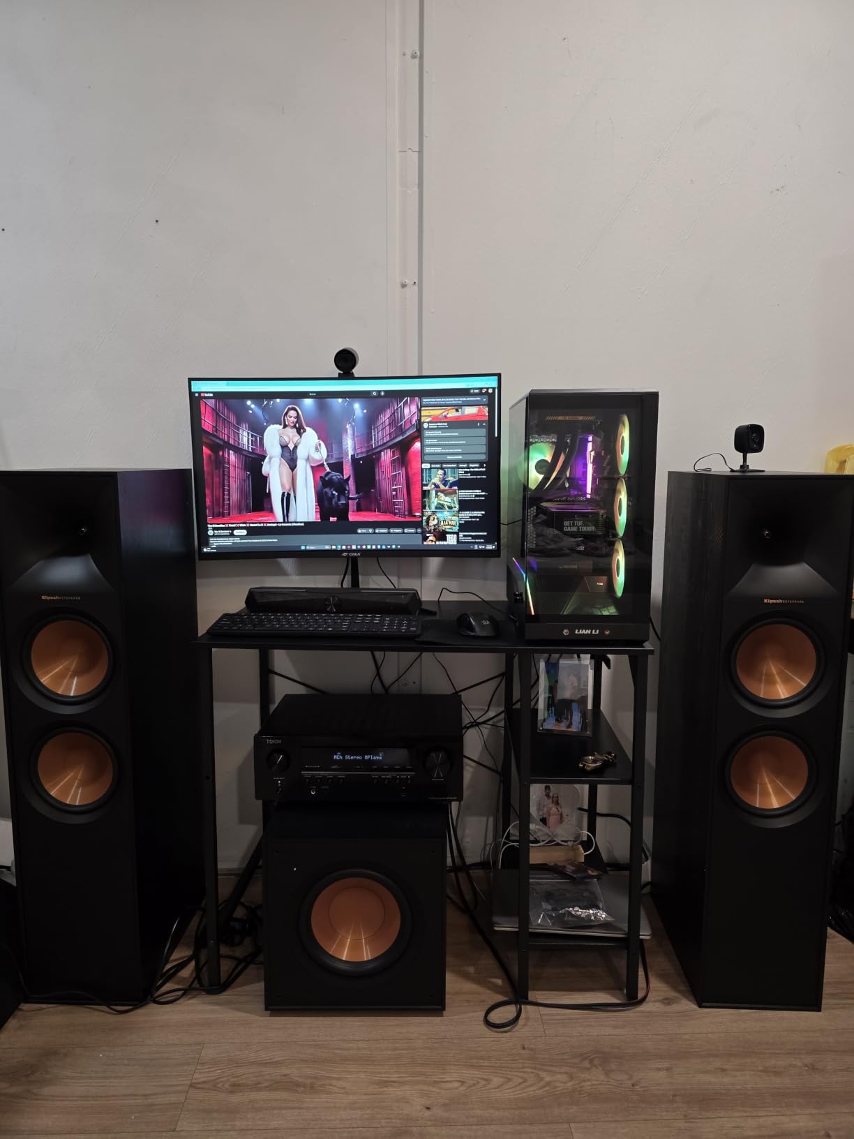 Klipsch Reference Next-Generation R-800F Horn-Loaded Floorstanding Speaker for Best-in-Class Home Theater customer photo 1