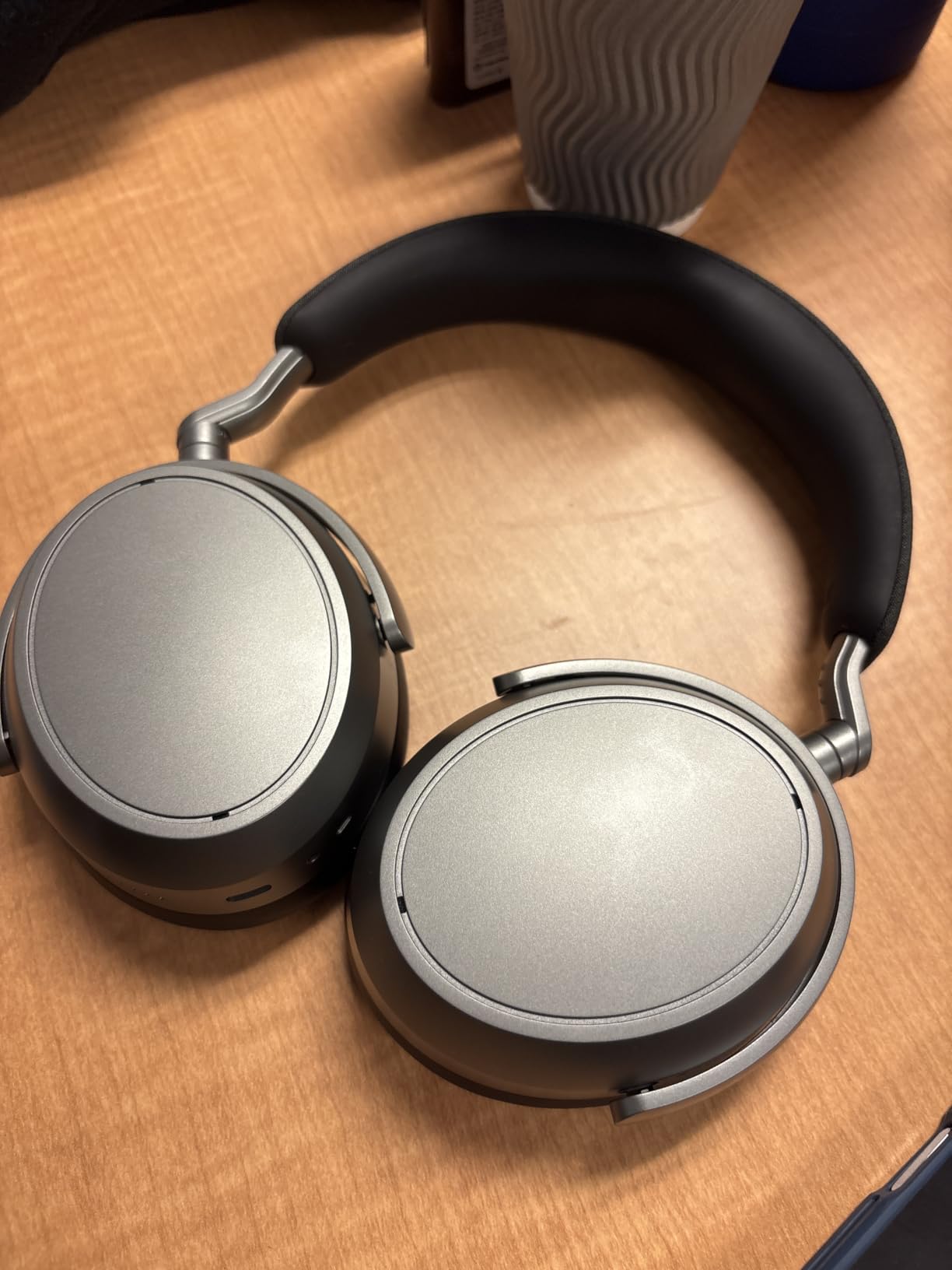 Sennheiser M4AEBT Momentum 4 Wireless Headphones - Black | Sennheiser Signature Sound, Adaptive Noise Cancellation Plus Transparency Mode, 60-Hour Battery customer photo 1