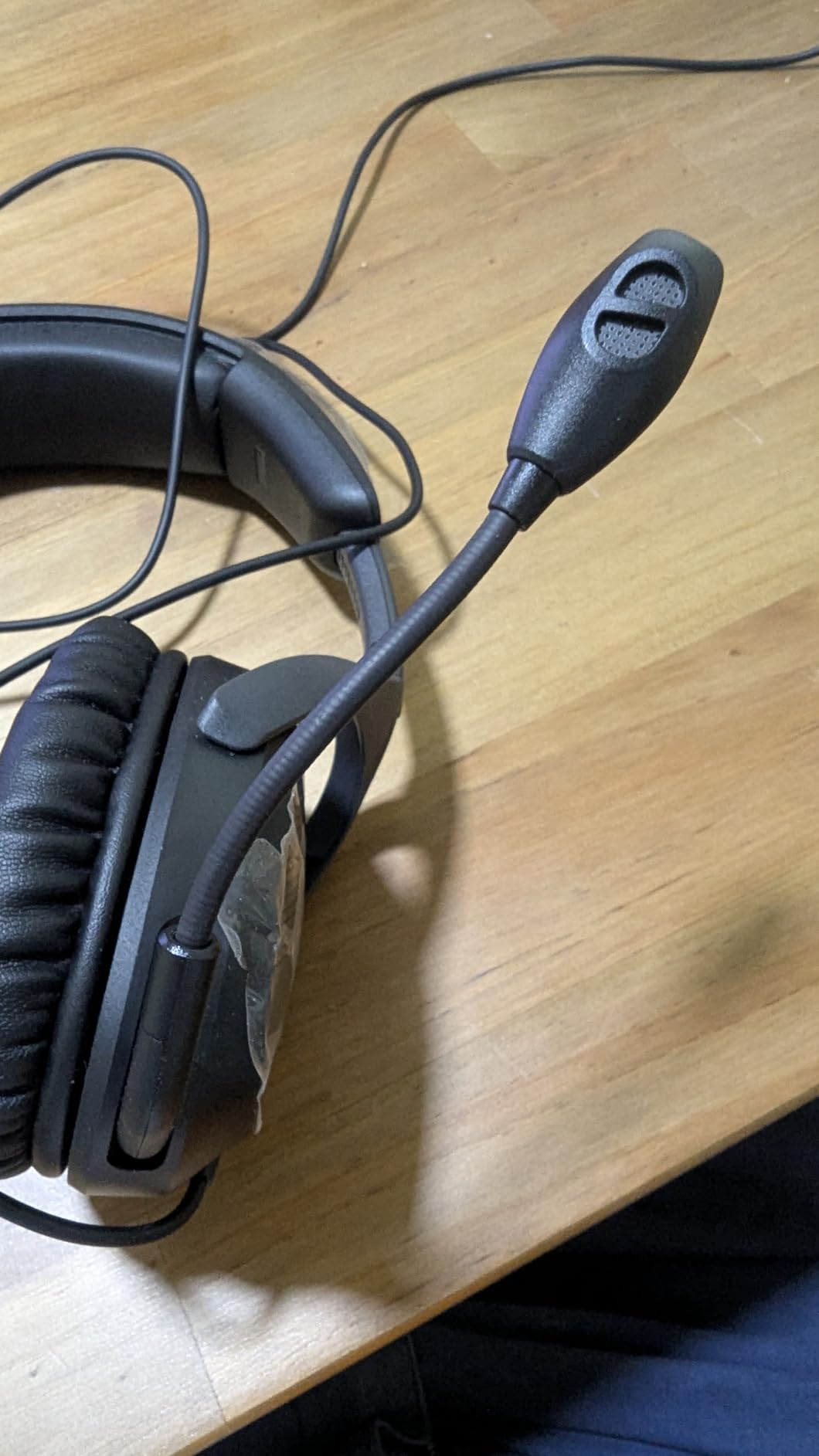 HyperX Cloud Stinger 2 - Gaming Headset, DTS Headphone:X Spatial Audio, Lightweight Over-Ear with mic, Swivel-to-Mute Function, 50mm Drivers, PC Compatible, Black customer photo 2