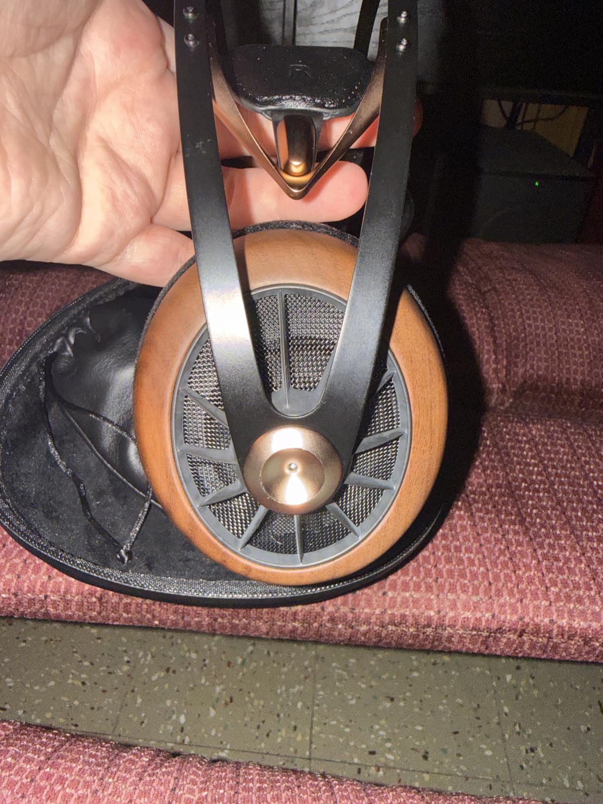 MEZE AUDIO 109 PRO | Wired Over-The-Ear Walnut Wood Audiophile Open-Back Headphones | 50mm Dynamic Drivers | Low Impedance 40 Ohms | Cables and Carrying Pouch Included | 2-Year Warranty customer photo 1