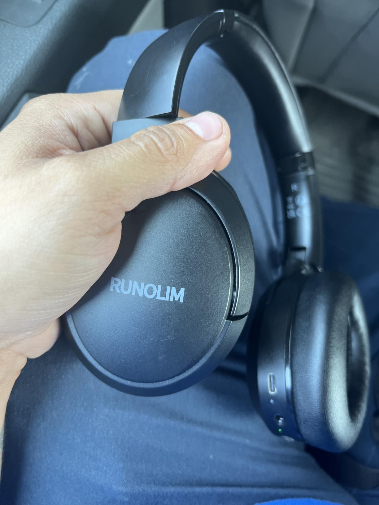 RUNOLIM Hybrid Active Noise Cancelling Headphones, Wireless Over Ear Bluetooth Headphones with Microphone, 100H Playtime, Foldable Headphone with HiFi Audio, Deep Bass for Home Travel Office customer photo 2