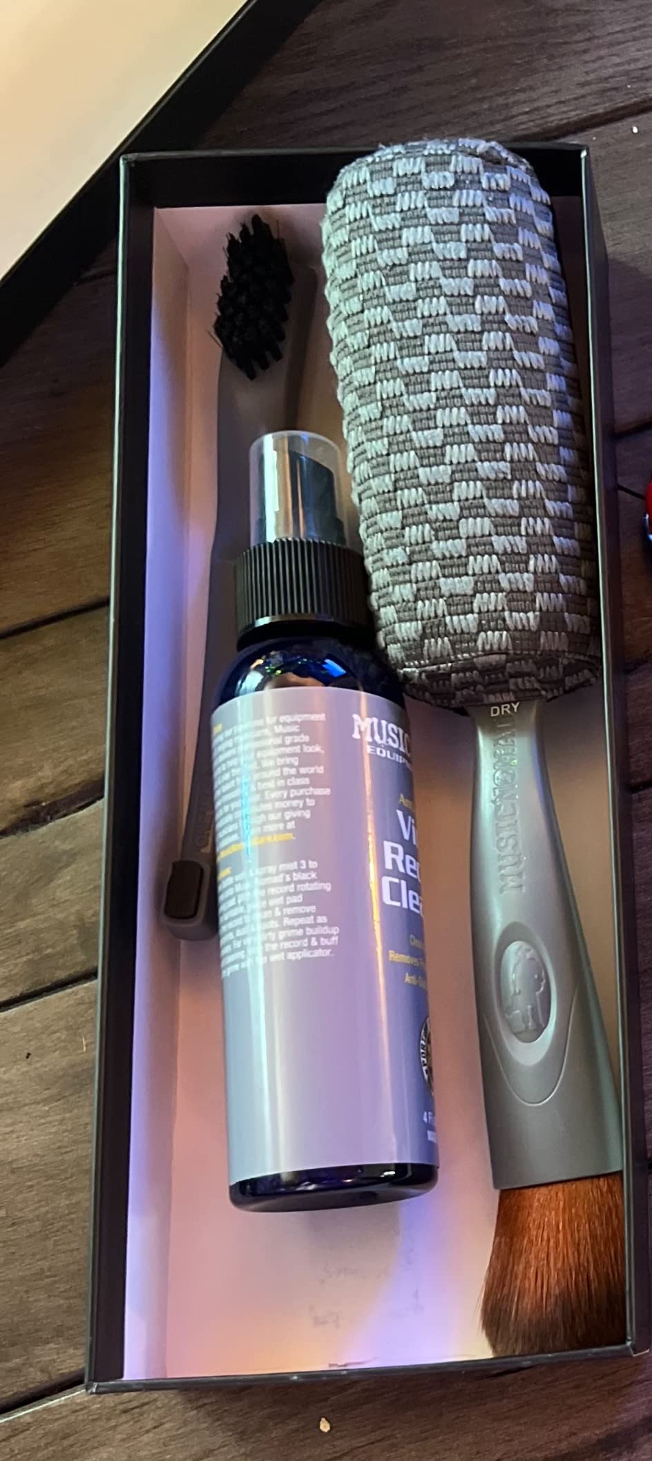 MusicNomad Next Level Vinyl Record Cleaning & Care Kit - 6 'n 1 Includes Large 120ml Cleaner Solution, Clean/Dry/Dust Brush, Stylus Cleaner Brush, Premium Pad Cleaner & Storage Box (MN890) customer photo 1