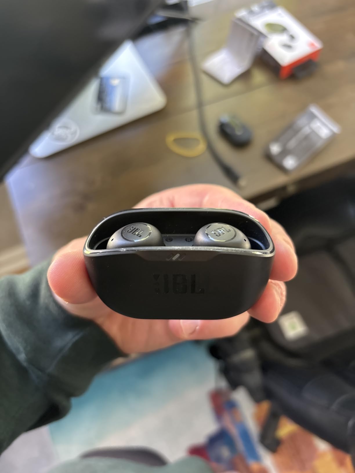 JBL Vibe Buds - True Wireless Earbuds, Smart Ambient, VoiceAware, Up to 32 total hours of battery life with speed charging, Water and dust resistant, JBL Deep Bass Sound (Black) customer photo 1
